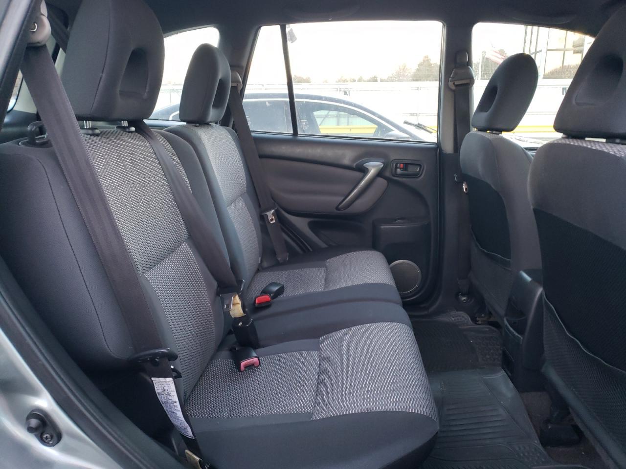 2004 Toyota Rav4 VIN: JTEHD20V240007595 Lot: 43127155