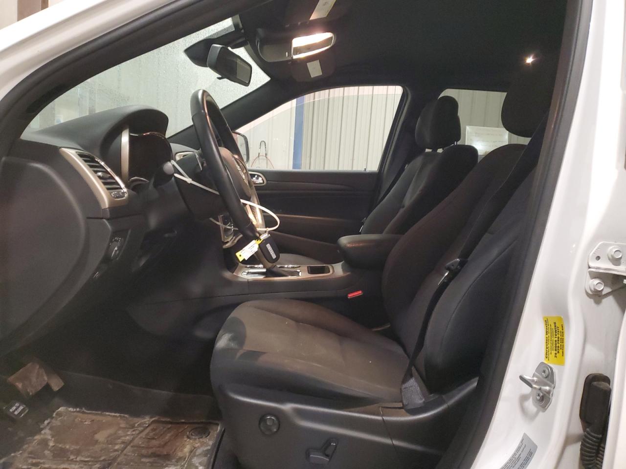 2016 Jeep Grand Cherokee - Image 7