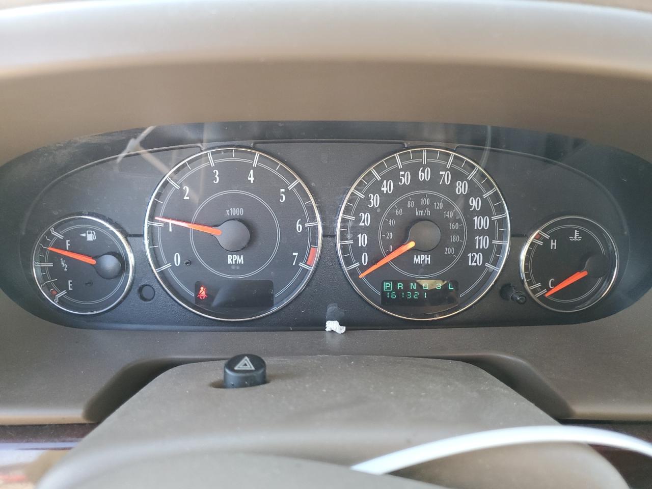 2002 Chrysler Sebring - Image 9