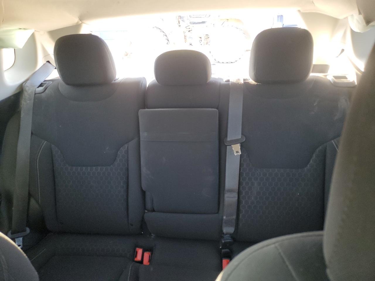 2018 Jeep Compass - Image 10