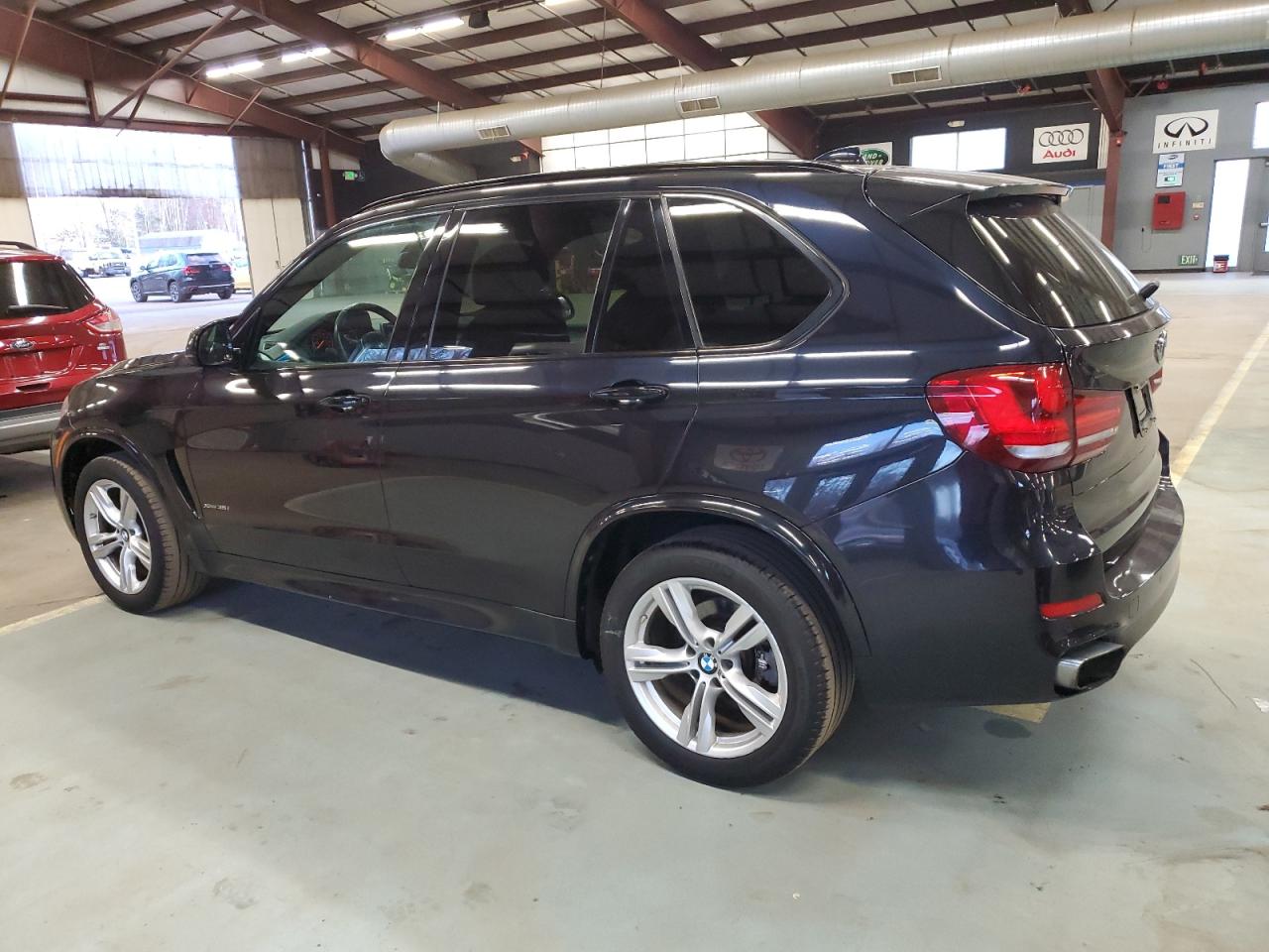 VIN 5UXKR0C56G0S92090 2016 BMW X5 no.2