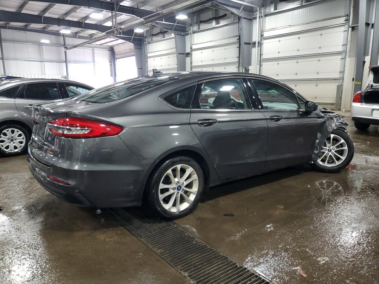 2020 Ford Fusion - Image 3