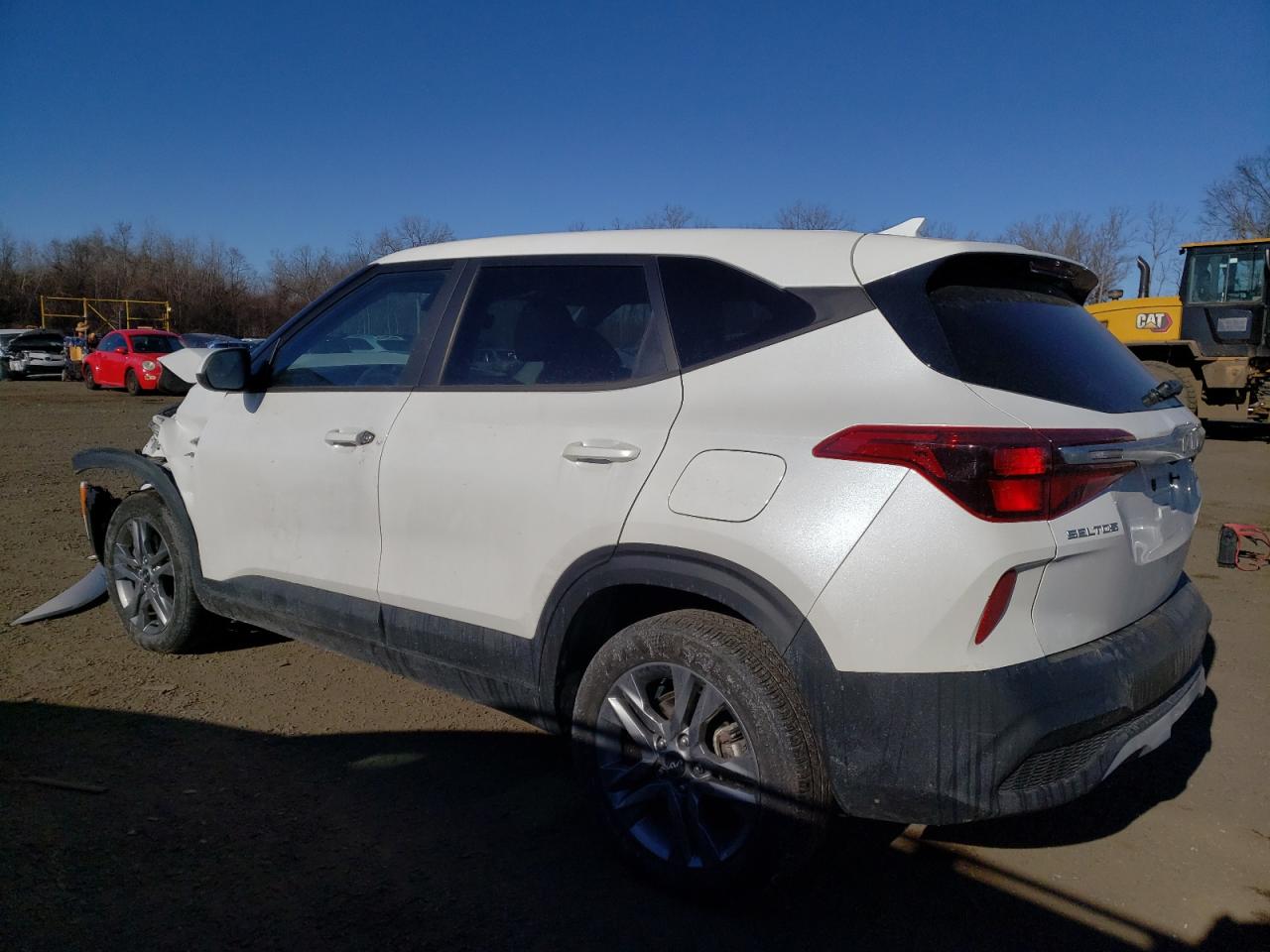 2023 Kia Seltos - Image 2