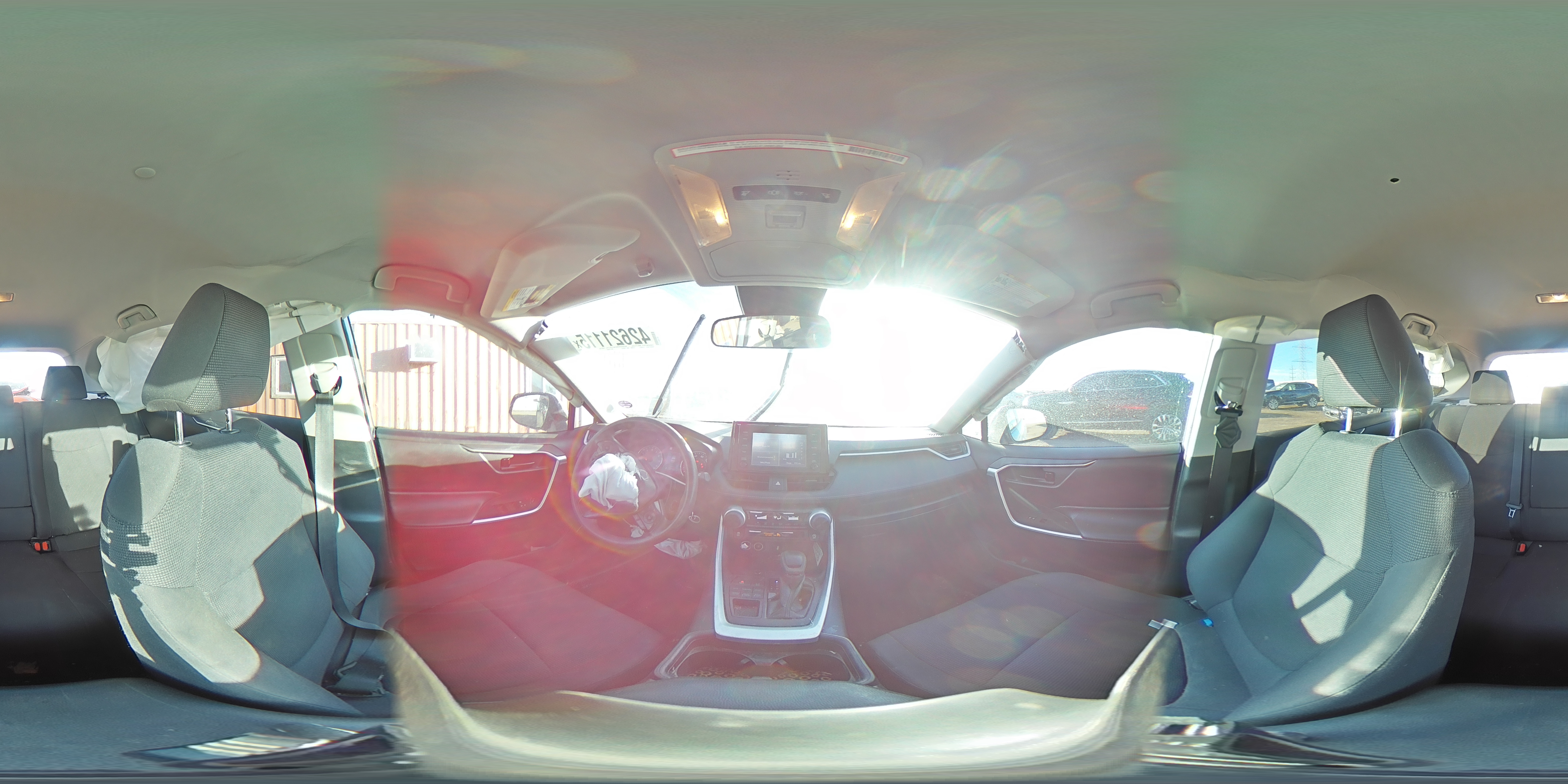 2019 Toyota RAV 4 - Image 13