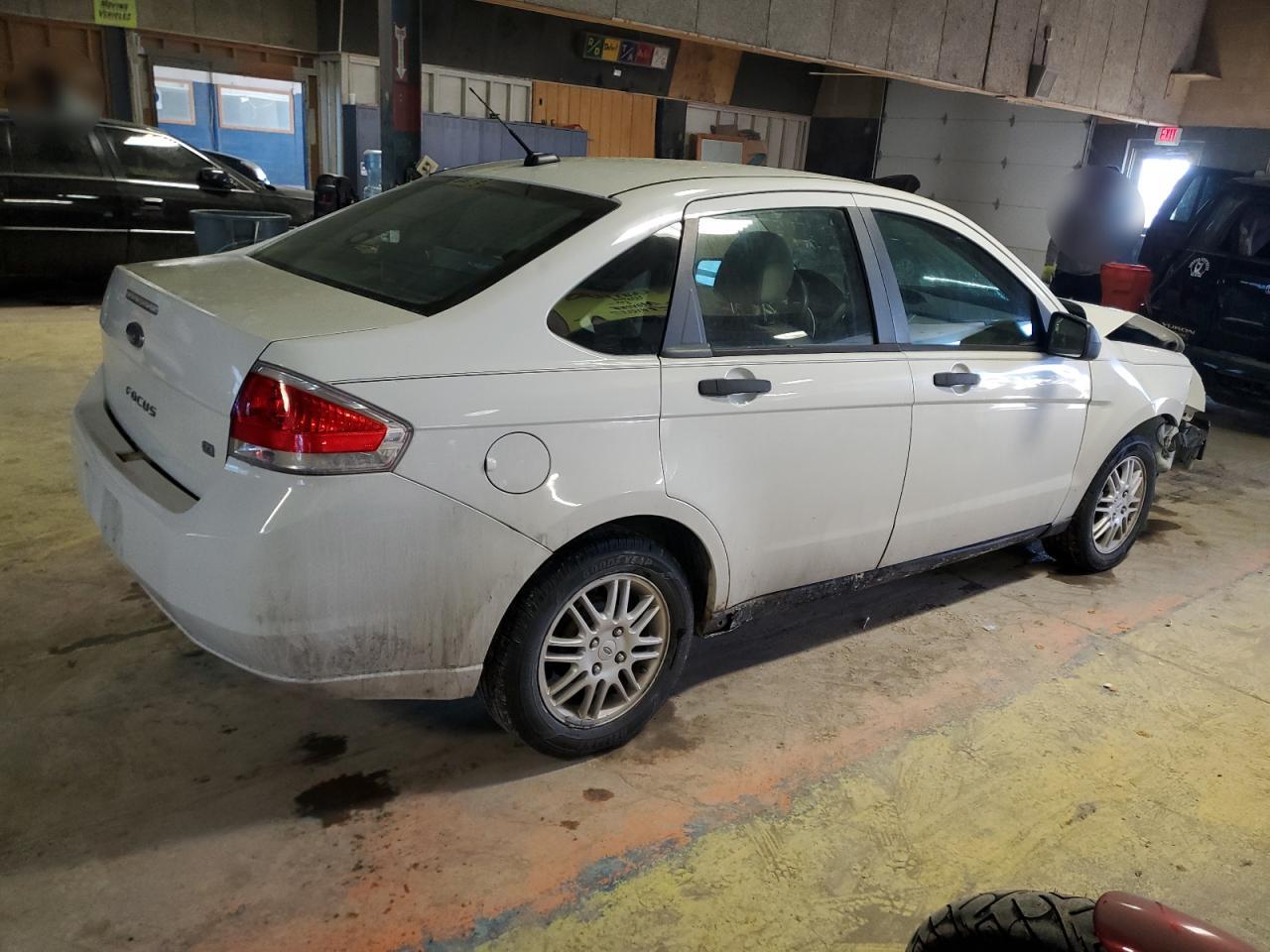 2011 Ford Focus - Image 3