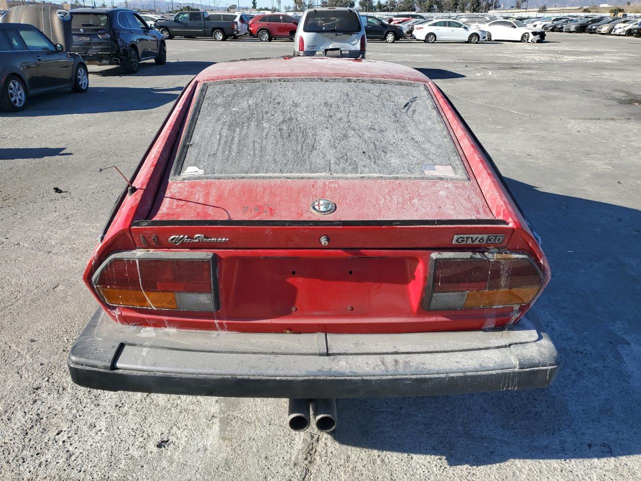 1981 Alfa Romeo Gt V6 2.5 VIN: ZARAA6692B1001115 Lot: 88798085