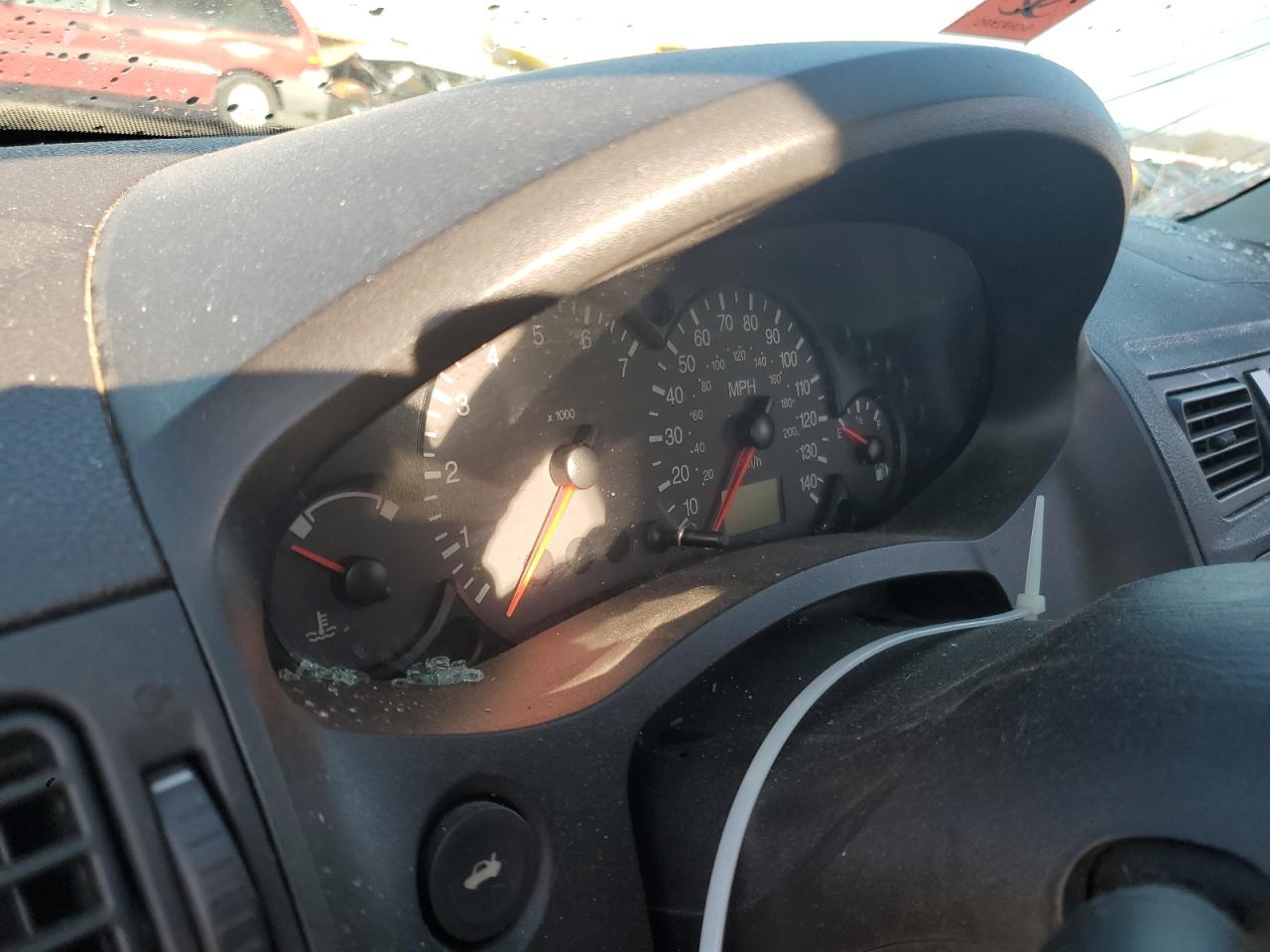 2005 Ford Focus - Image 9