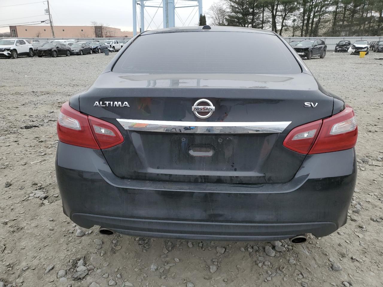 2018 Nissan Altima - Image 6