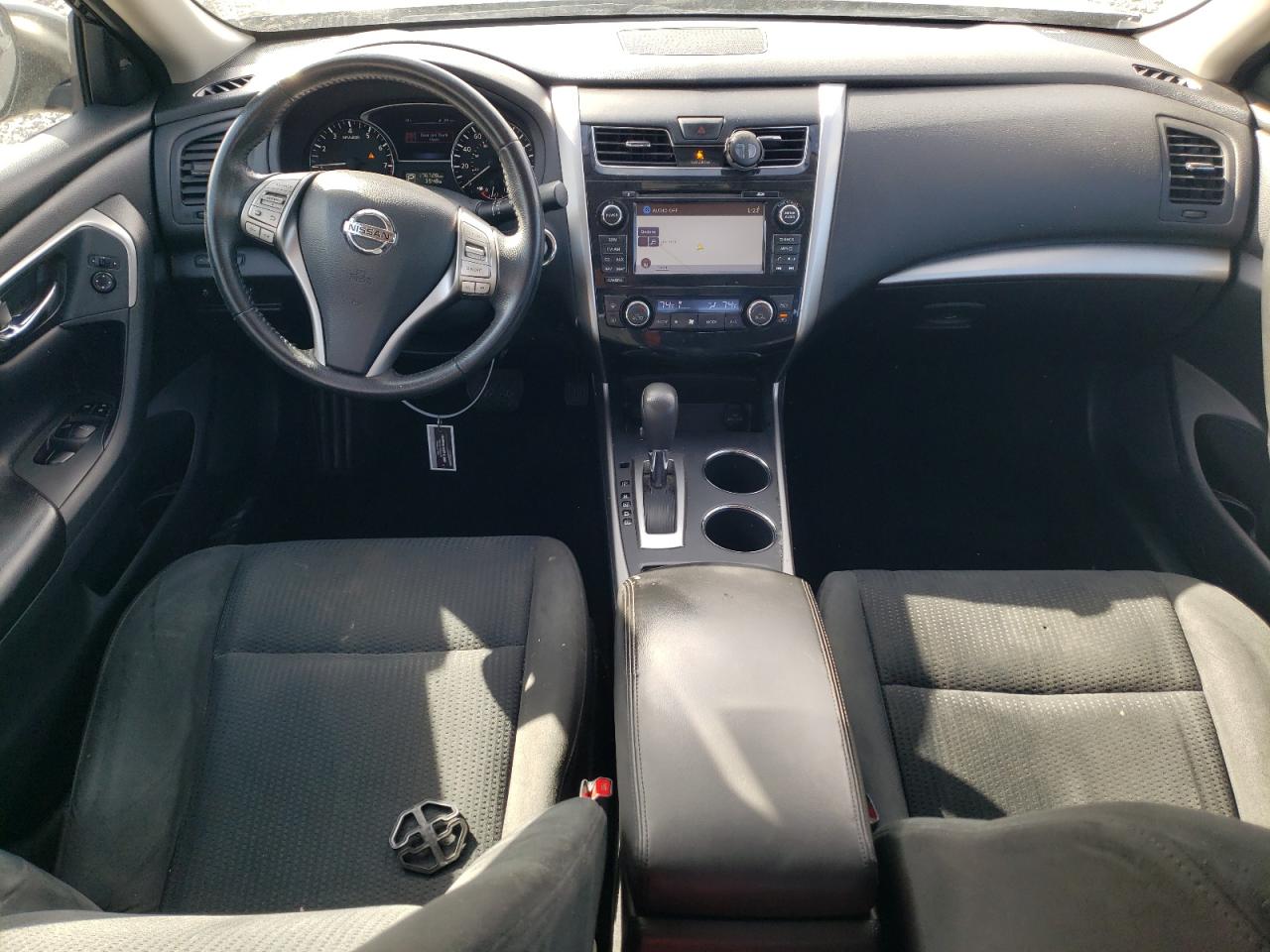 2015 Nissan Altima - Image 8