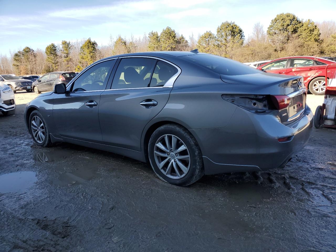 2015 Infiniti Q50 - Image 2