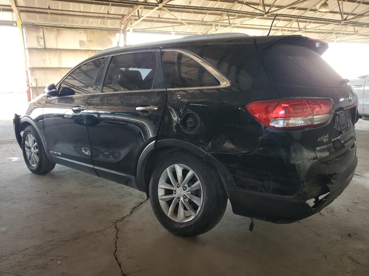 2017 Kia Sorento - Image 2