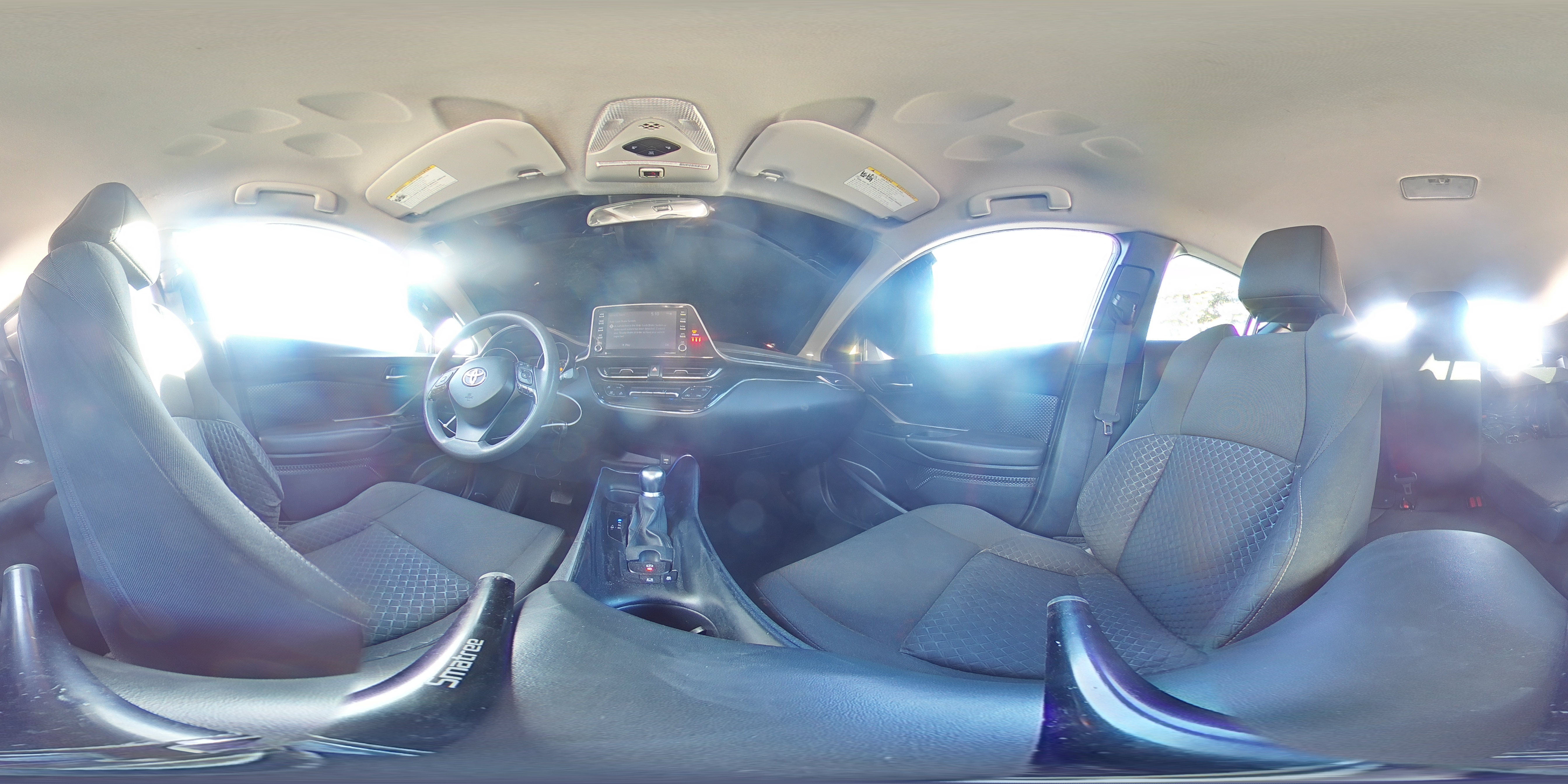 2021 Toyota C-HR - Image 14