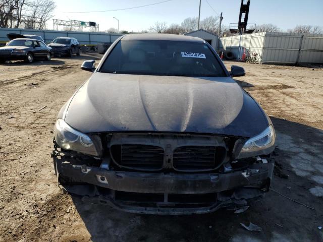 Седани BMW 5 SERIES 2015 Сірий