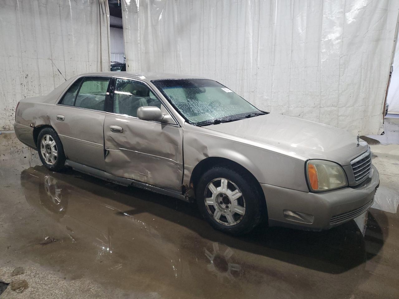 2004 Cadillac De Ville - Image 4