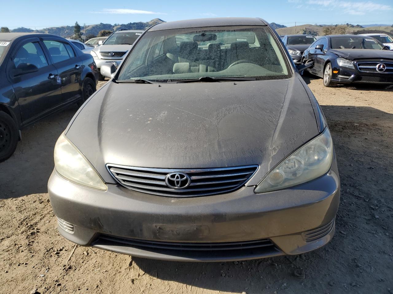 2005 Toyota Camry - Image 5