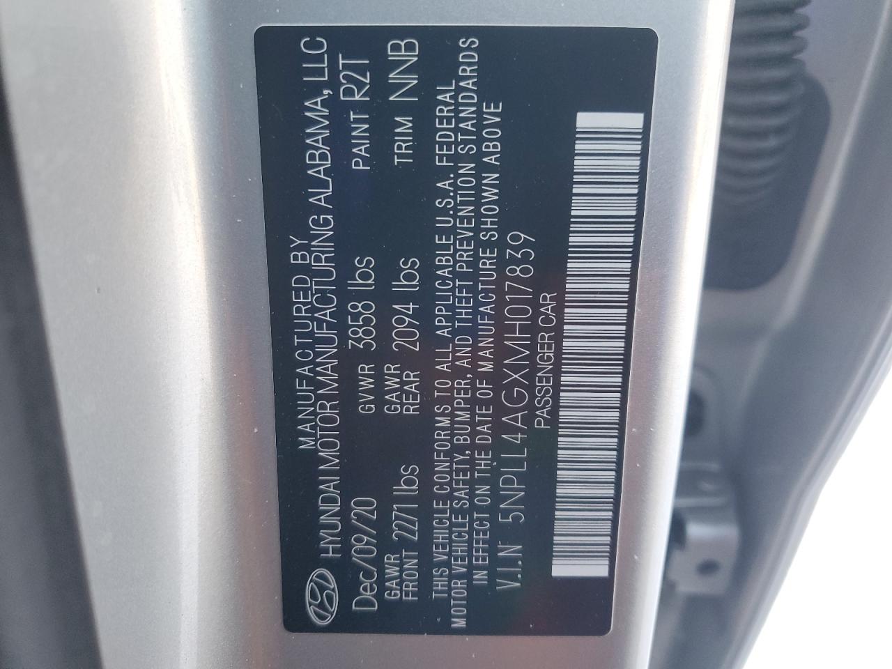 2021 Hyundai Elantra - Image 12