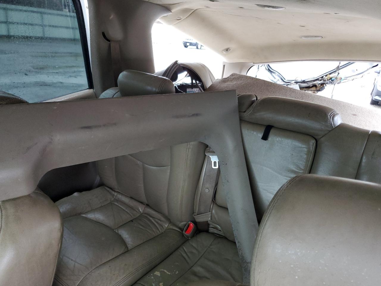 2005 GMC Yukon - Image 11