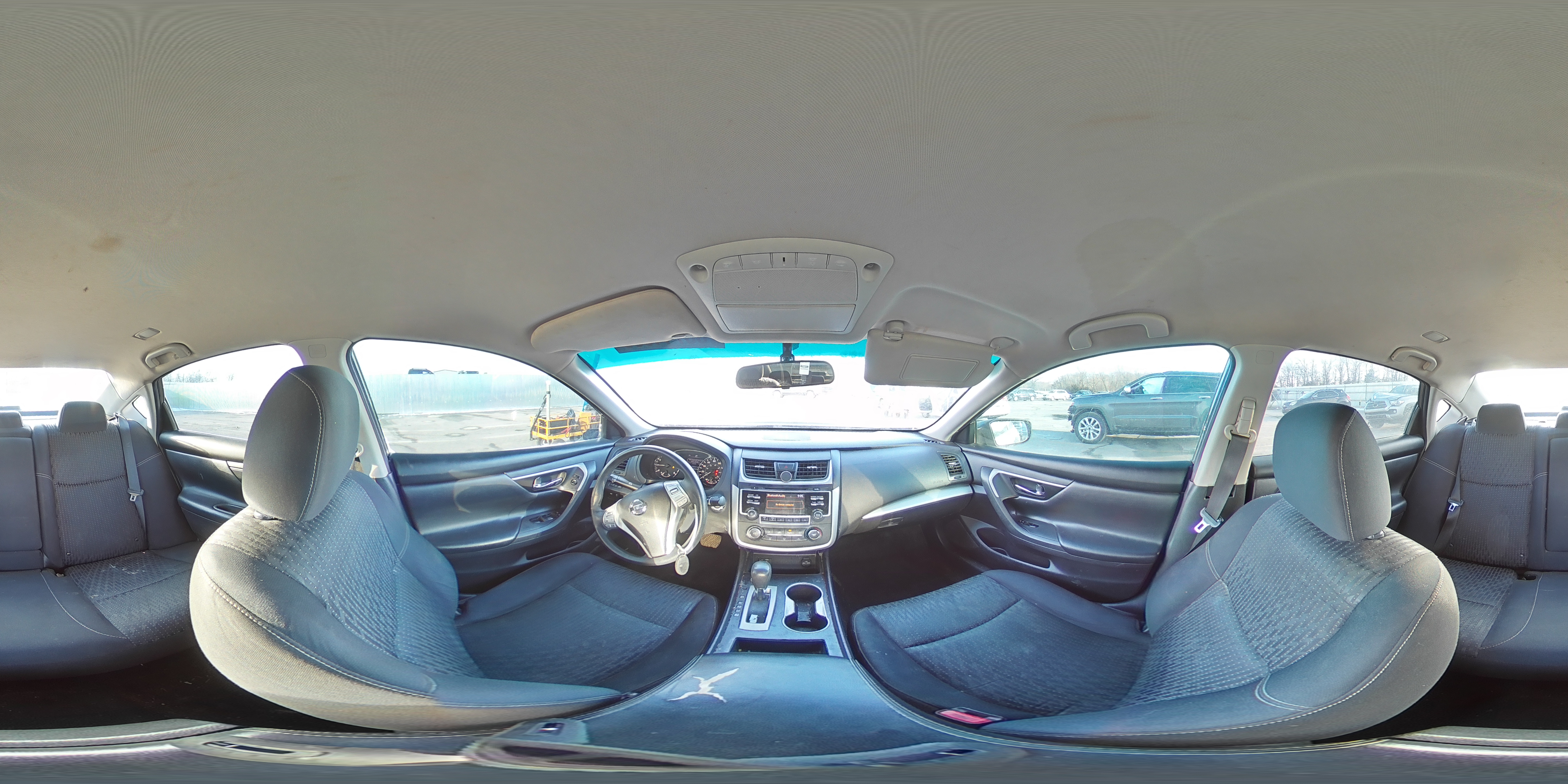 2016 Nissan Altima - Image 13