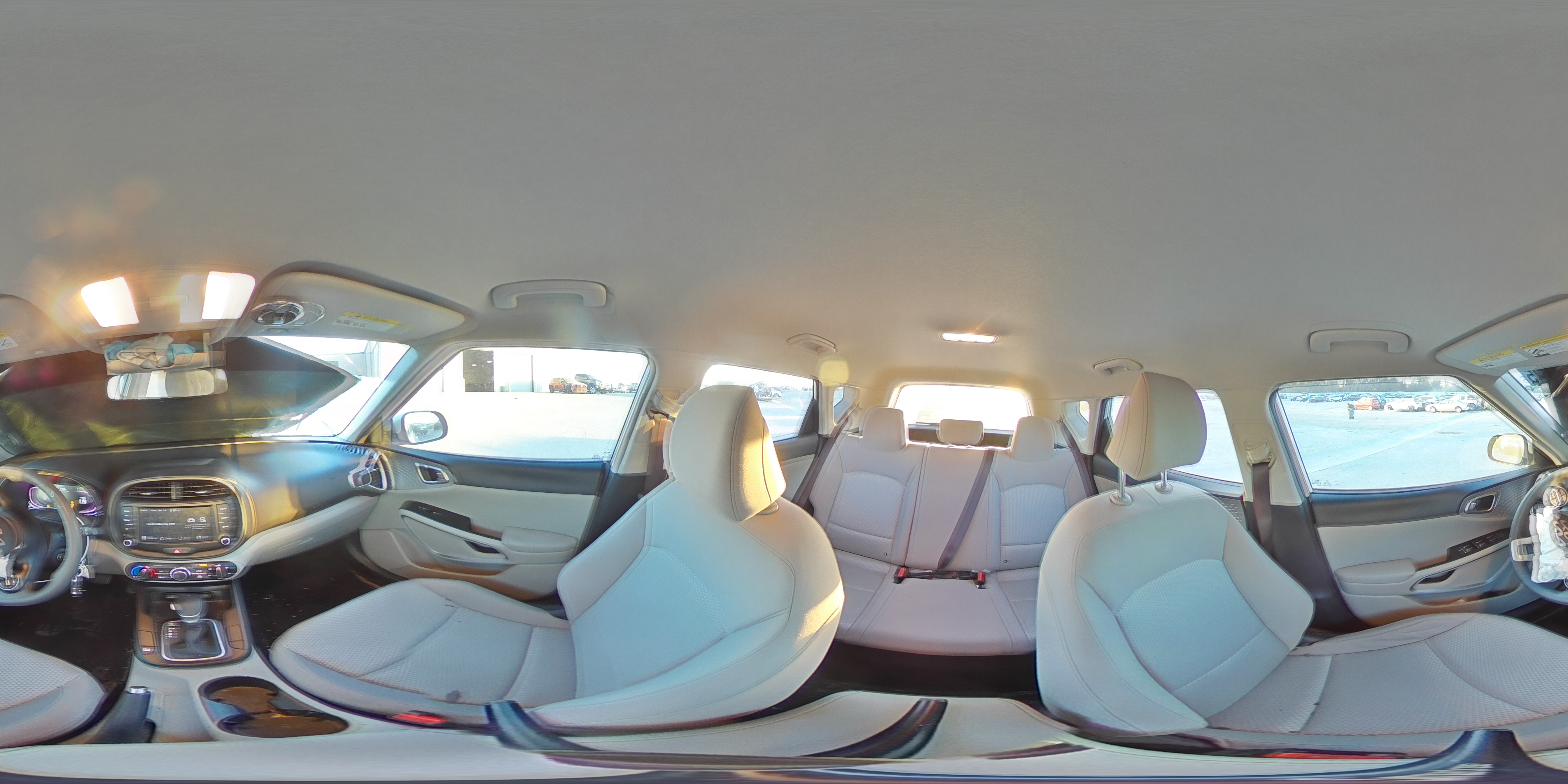 2023 Kia Soul - Image 12