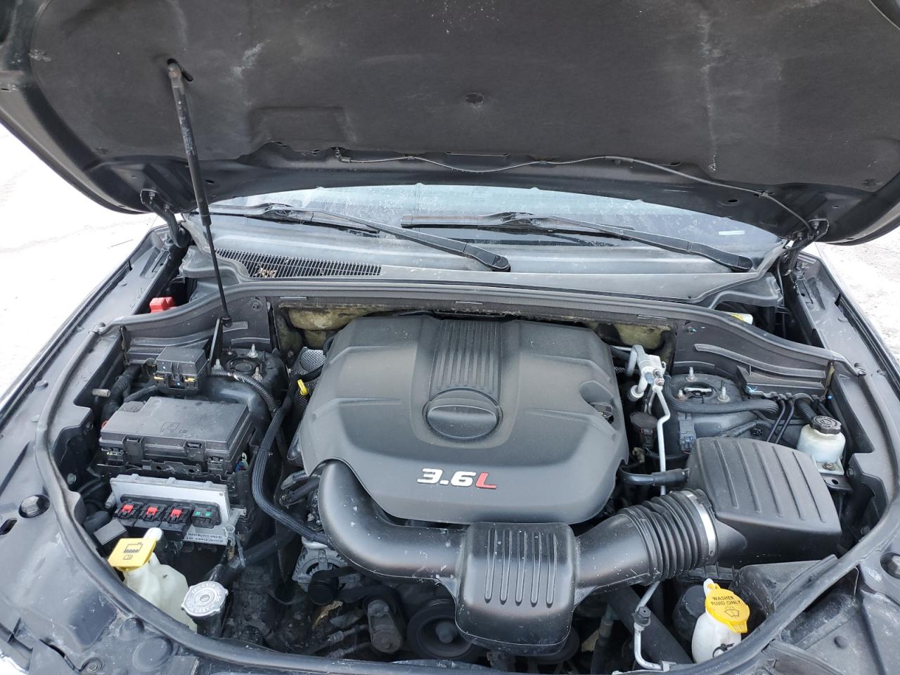 2011 Jeep Grand Cherokee - Image 13