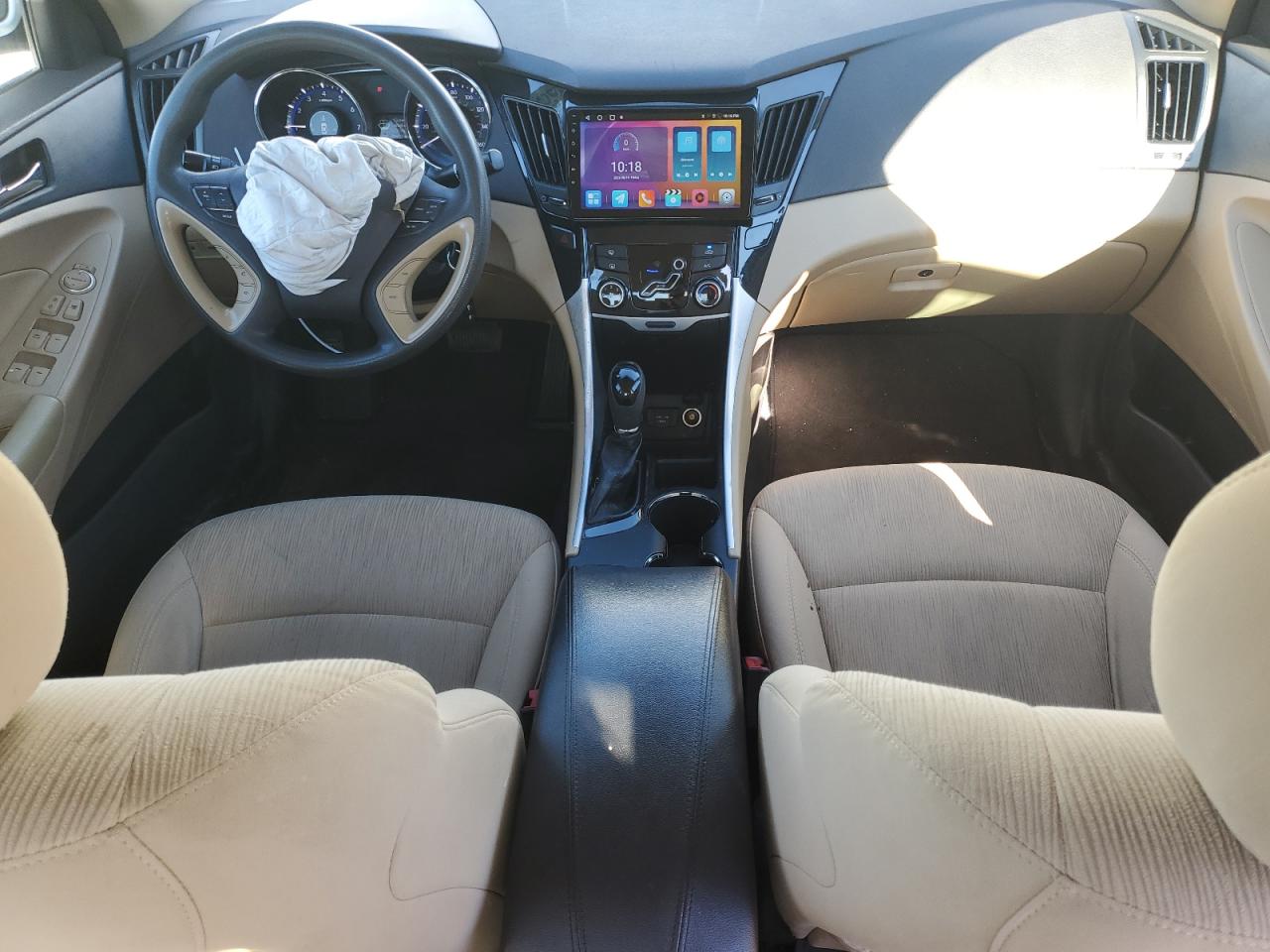 2013 Hyundai Sonata - Image 8
