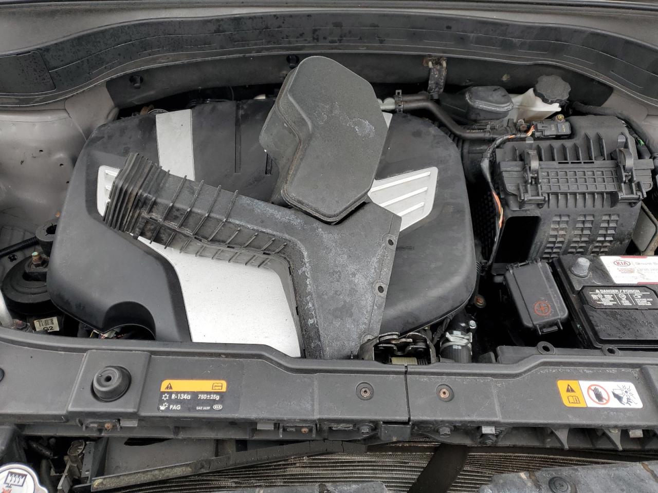 2014 Kia Sorento - Image 13