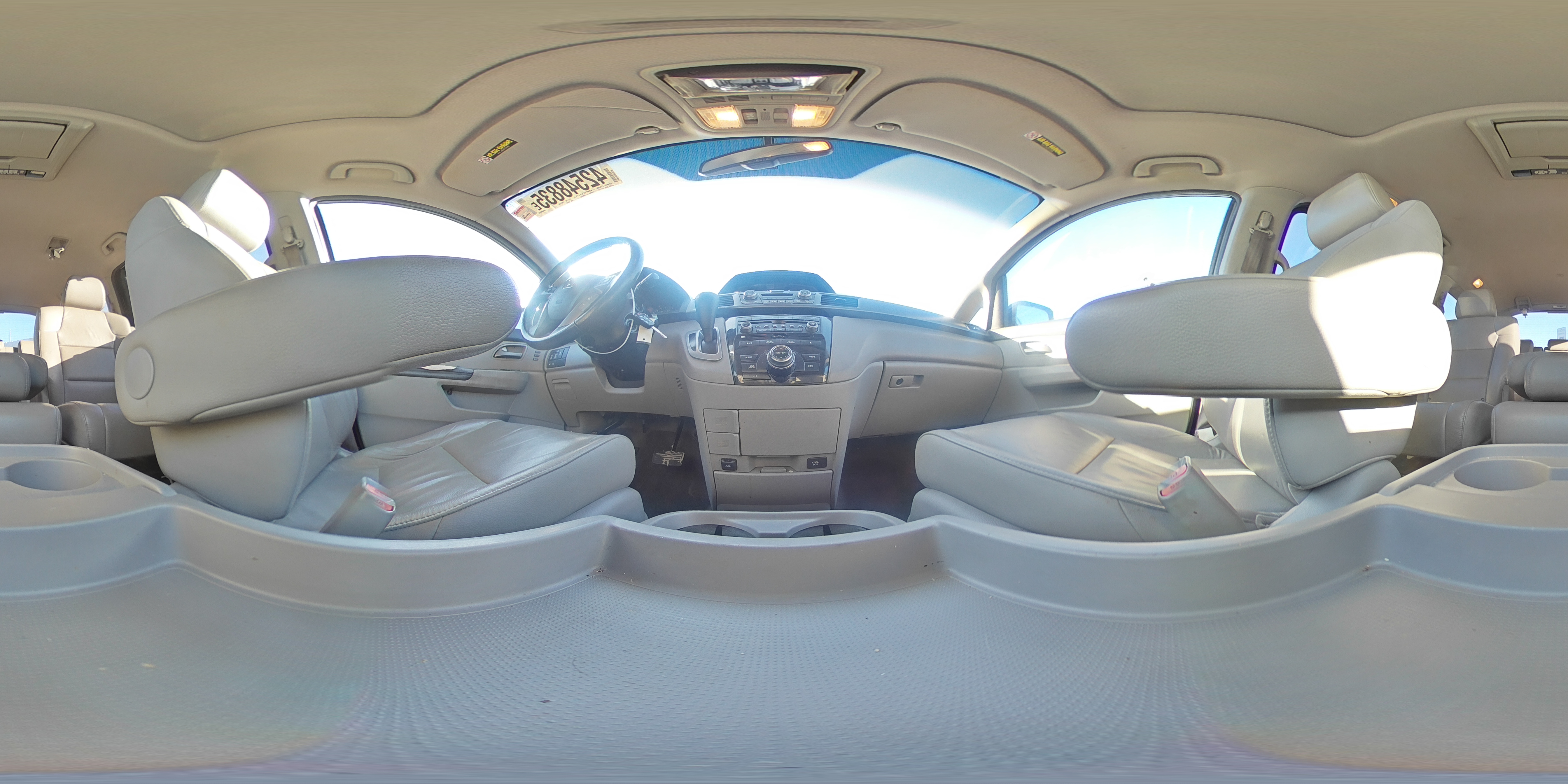 2012 Honda Odyssey - Image 15