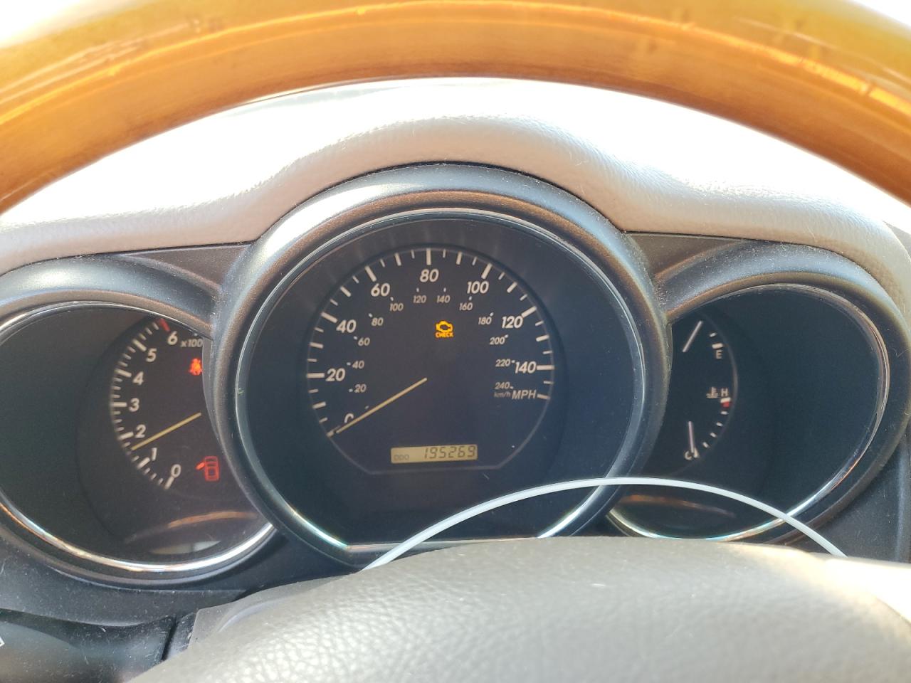 2004 Lexus RX - Image 9