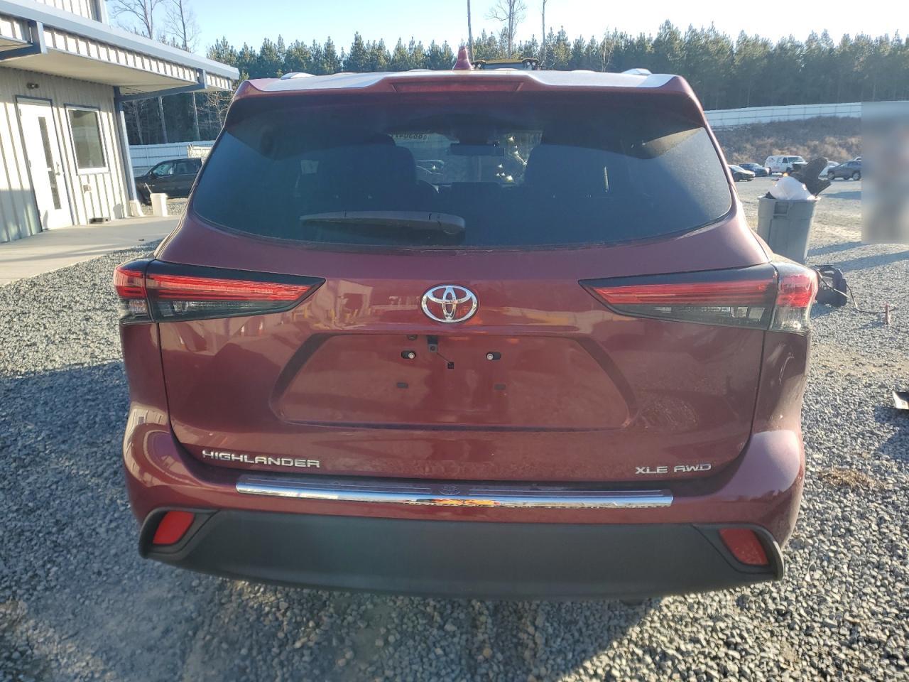 2020 Toyota Highlander - Image 6