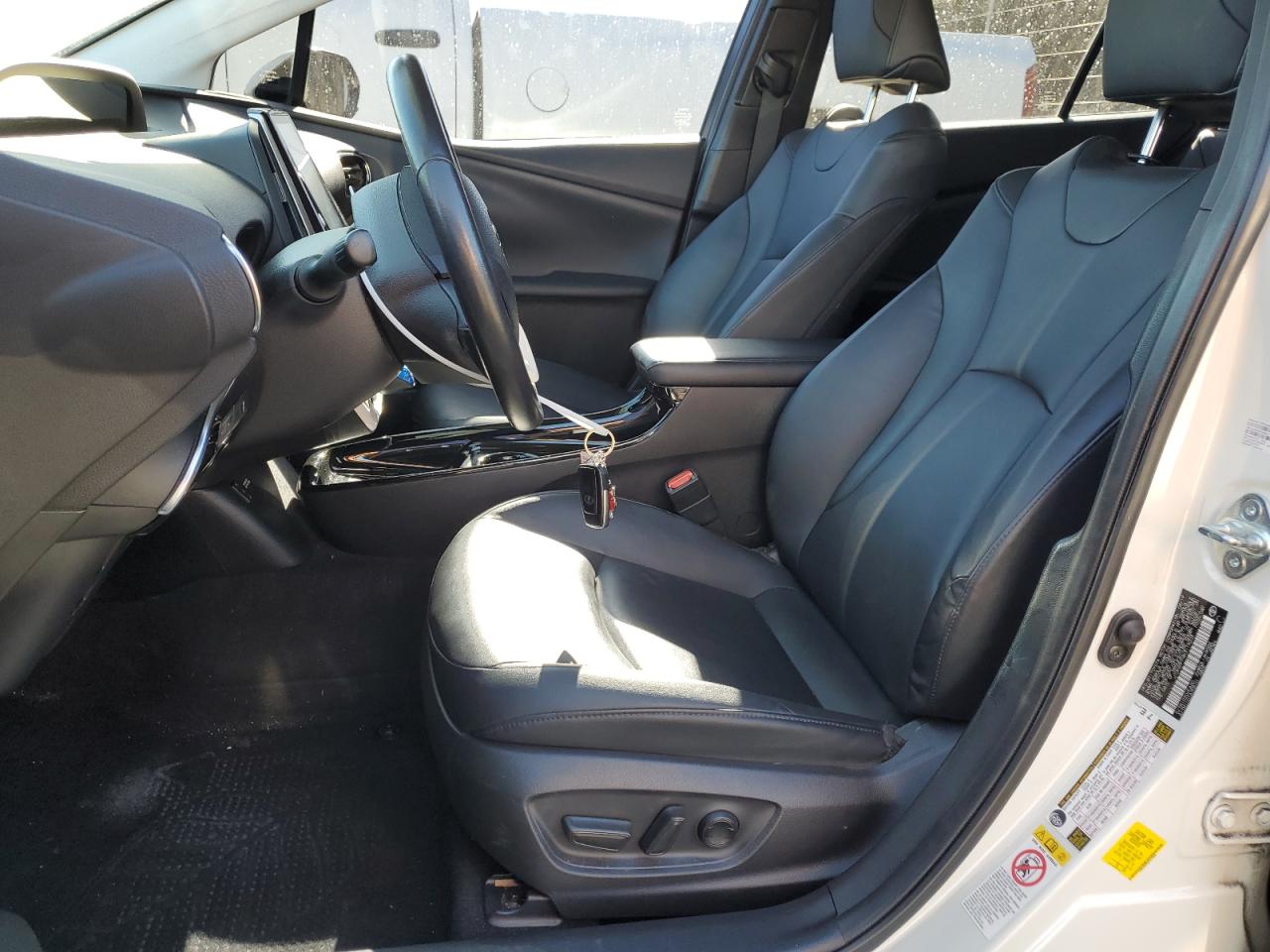 2019 Toyota Prius - Image 7