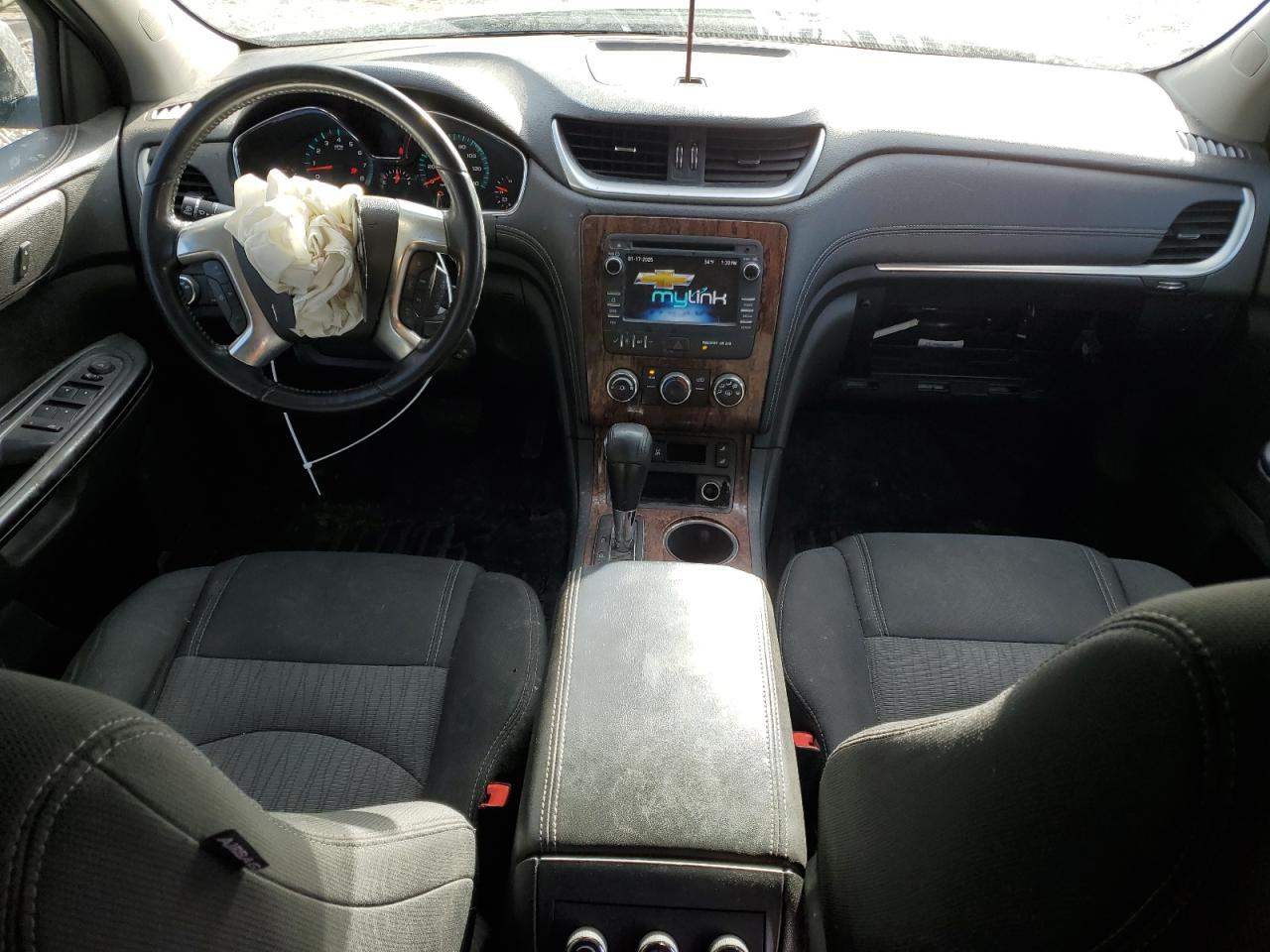 2014 Chevrolet Traverse - Image 8
