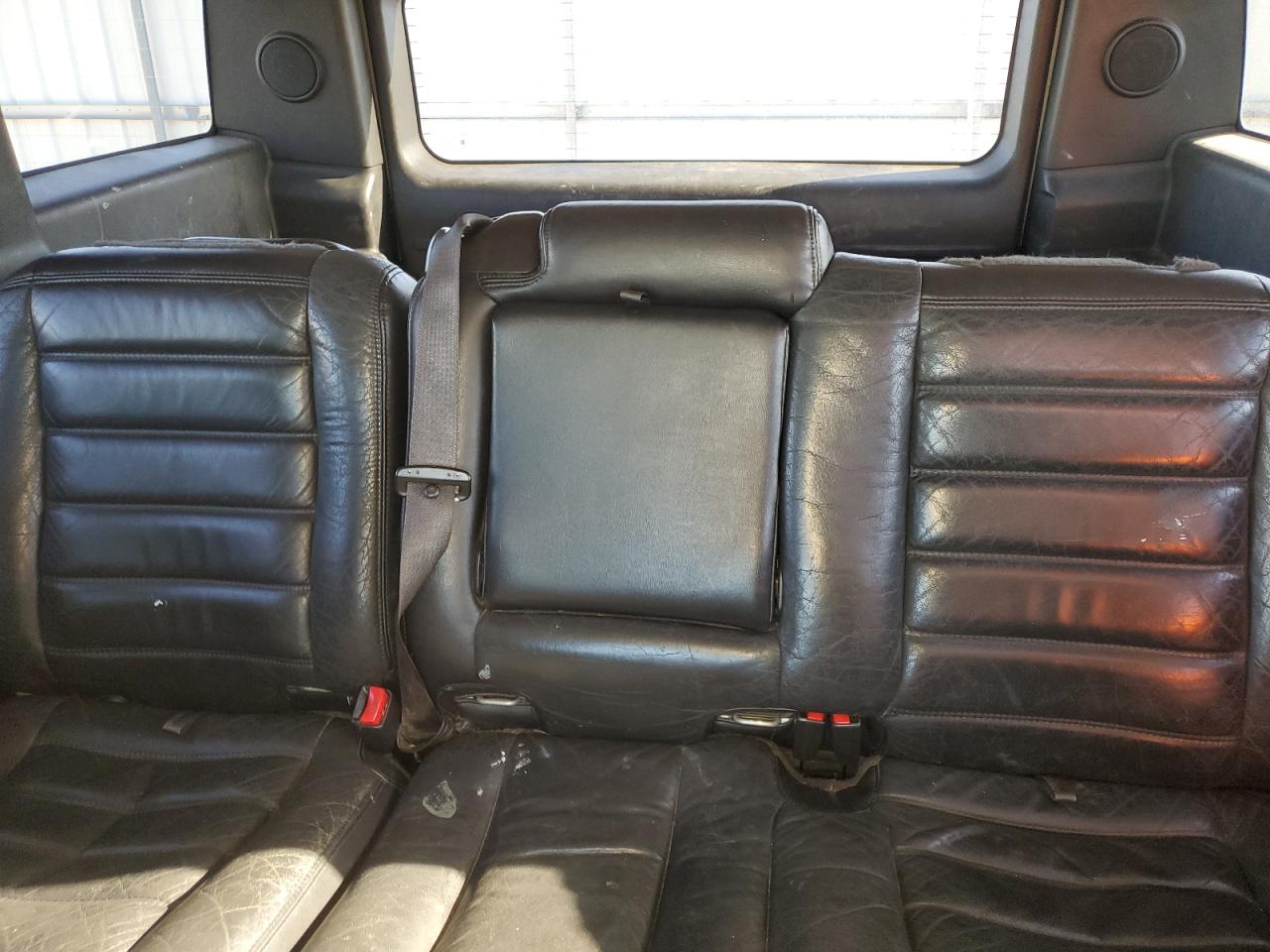 2005 Hummer H2 - Image 10