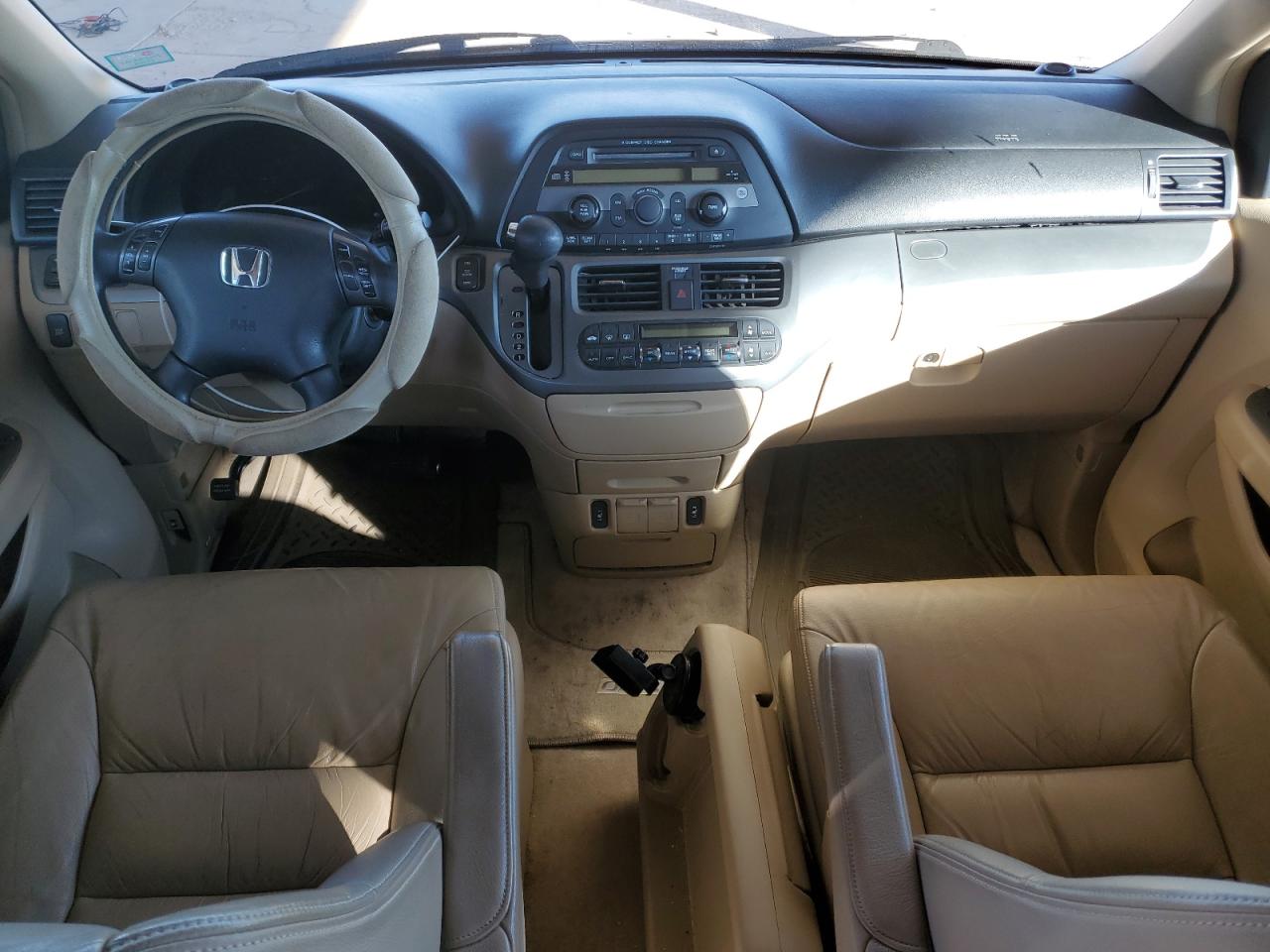 2005 Honda Odyssey - Image 8
