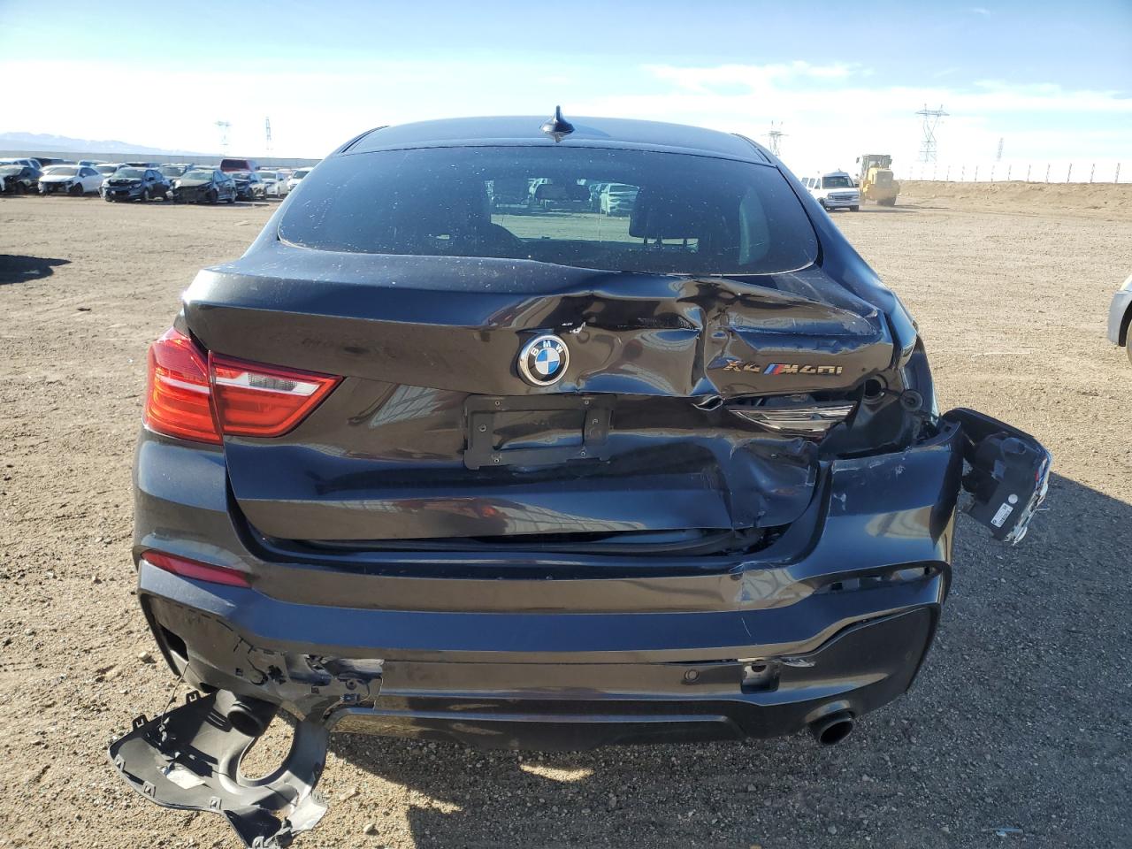 VIN 5UXXW7C53J0W63995 2018 BMW X4 no.6