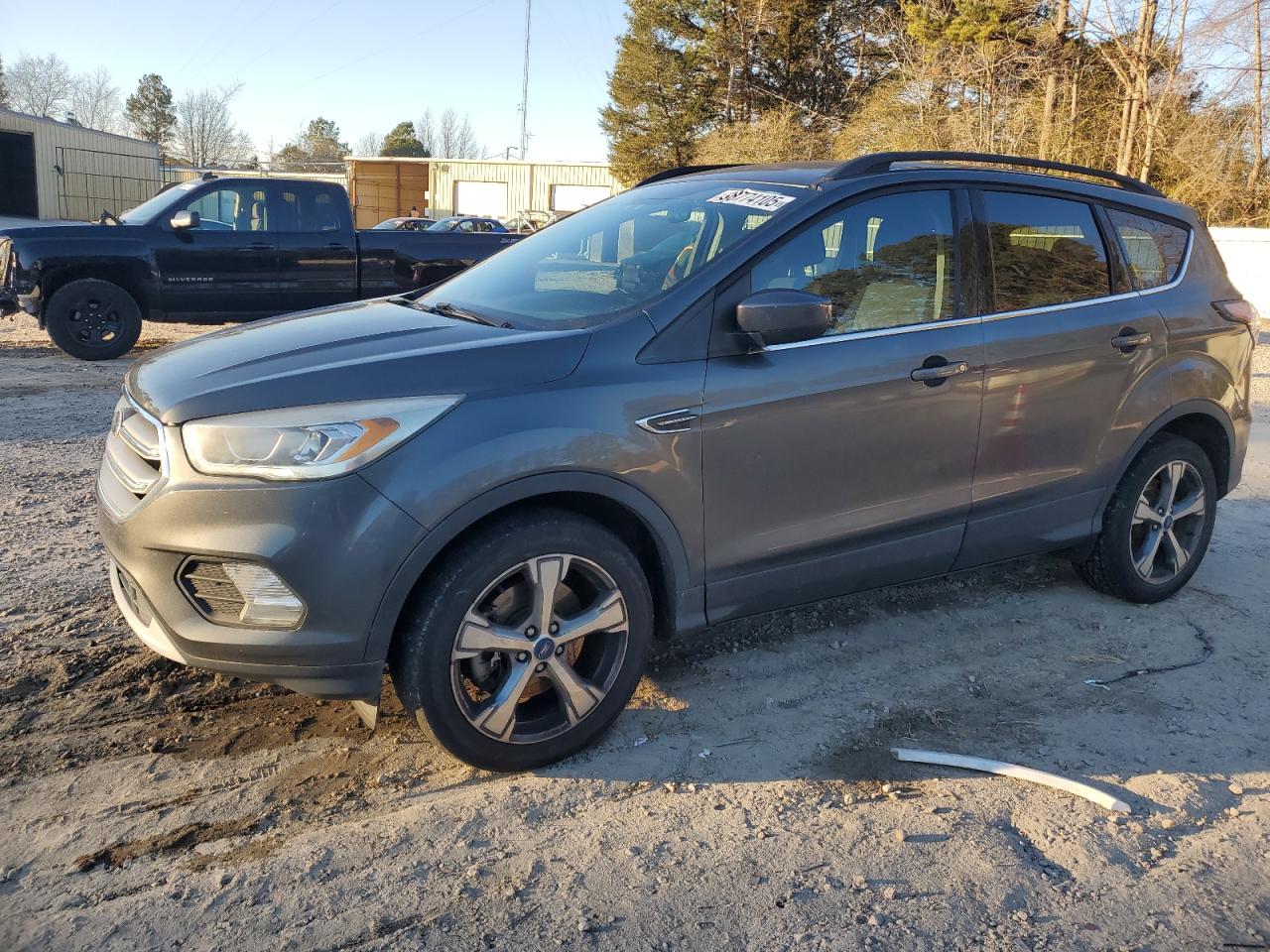 VIN 1FMCU0G91HUC14307 2017 FORD ESCAPE no.1