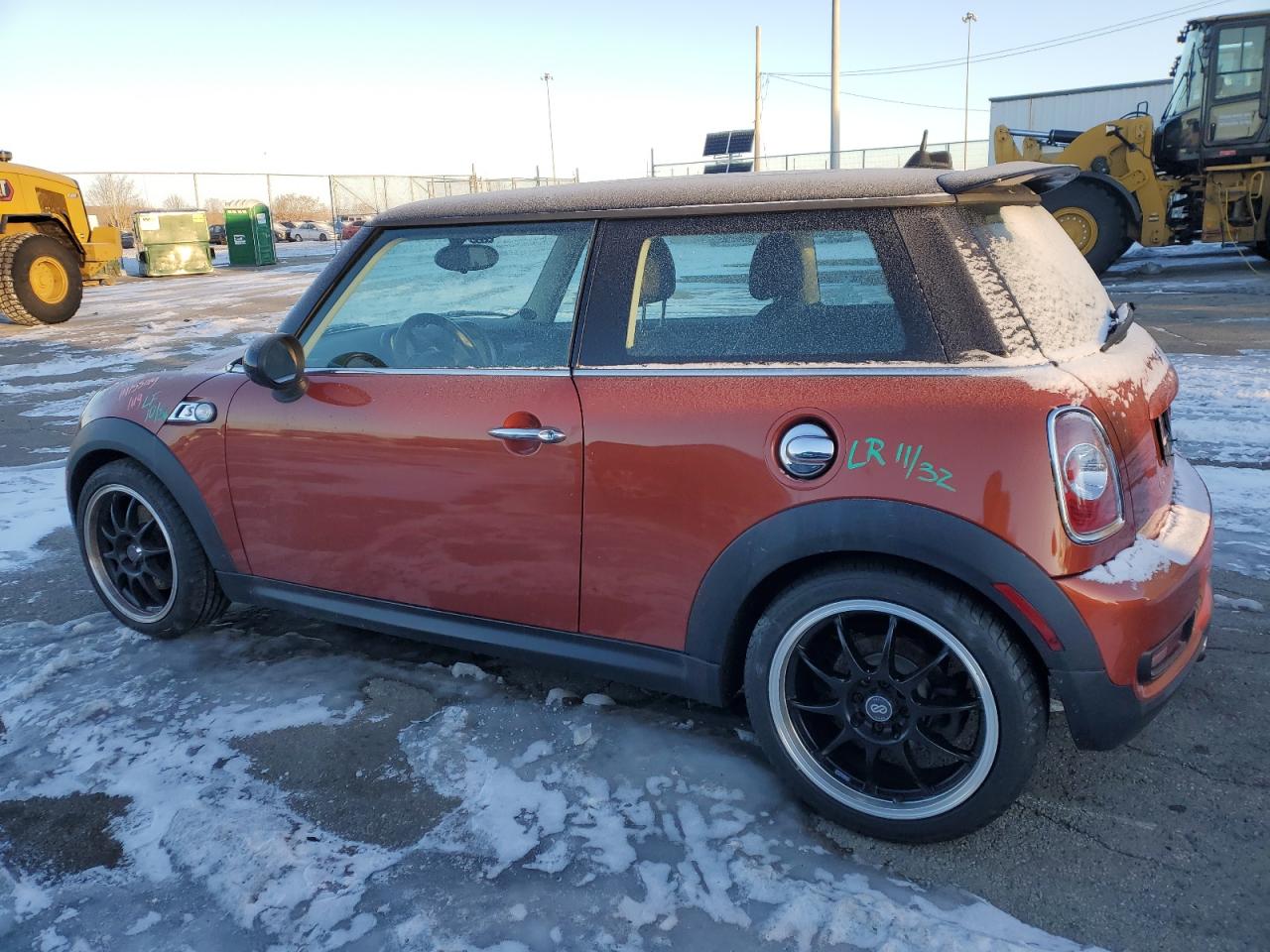 2011 MINI Cooper - Image 2