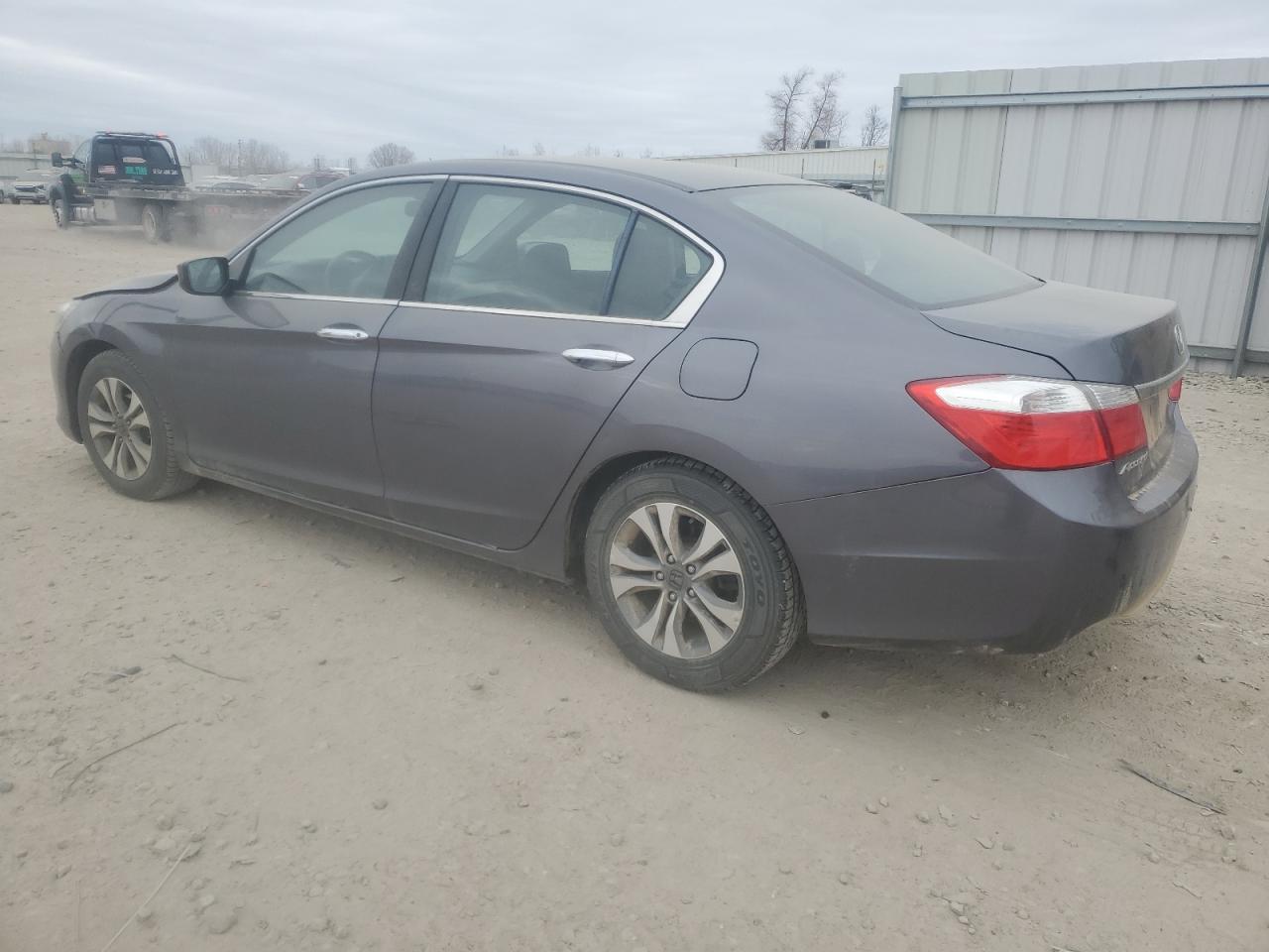 VIN 1HGCR2F37FA037731 2015 HONDA ACCORD no.2