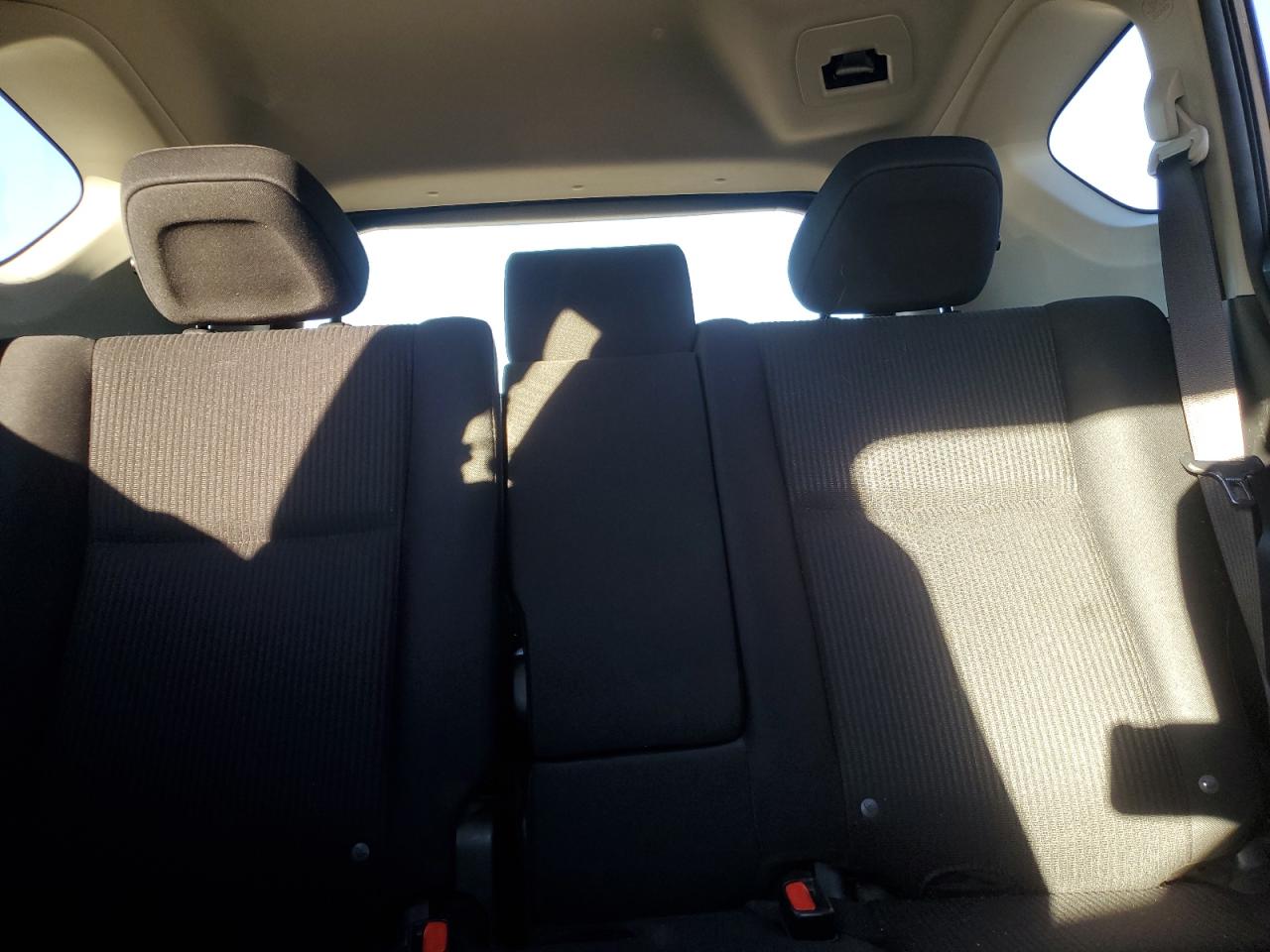 2016 Toyota RAV 4 - Image 10