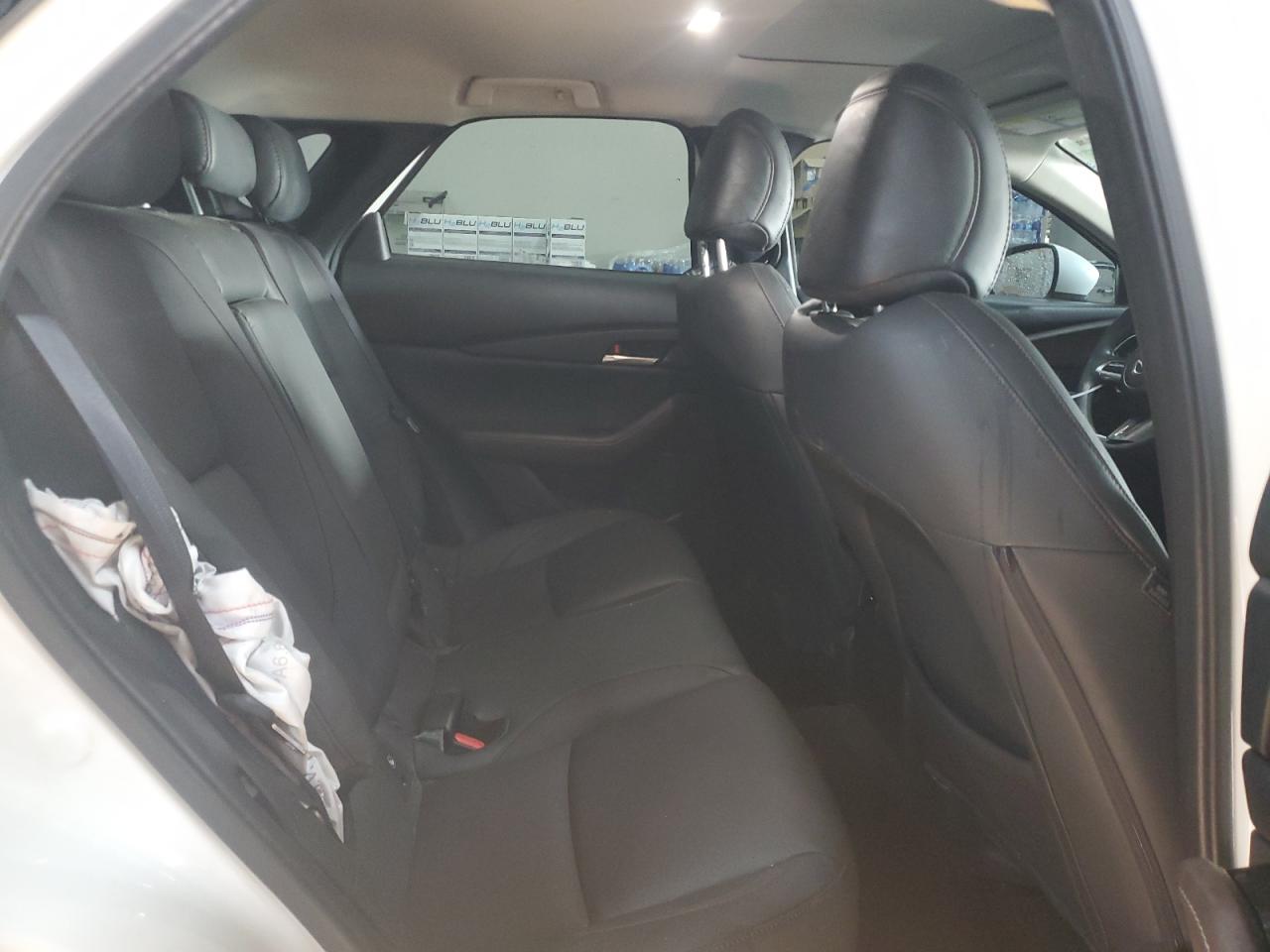 2023 Mazda CX-30 - Image 11