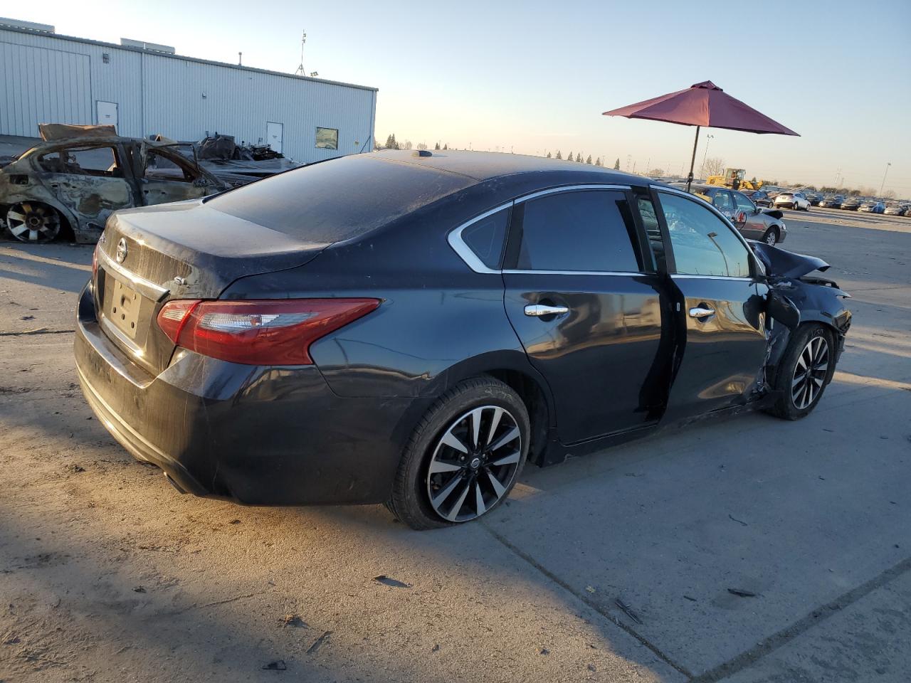 2018 Nissan Altima - Image 3