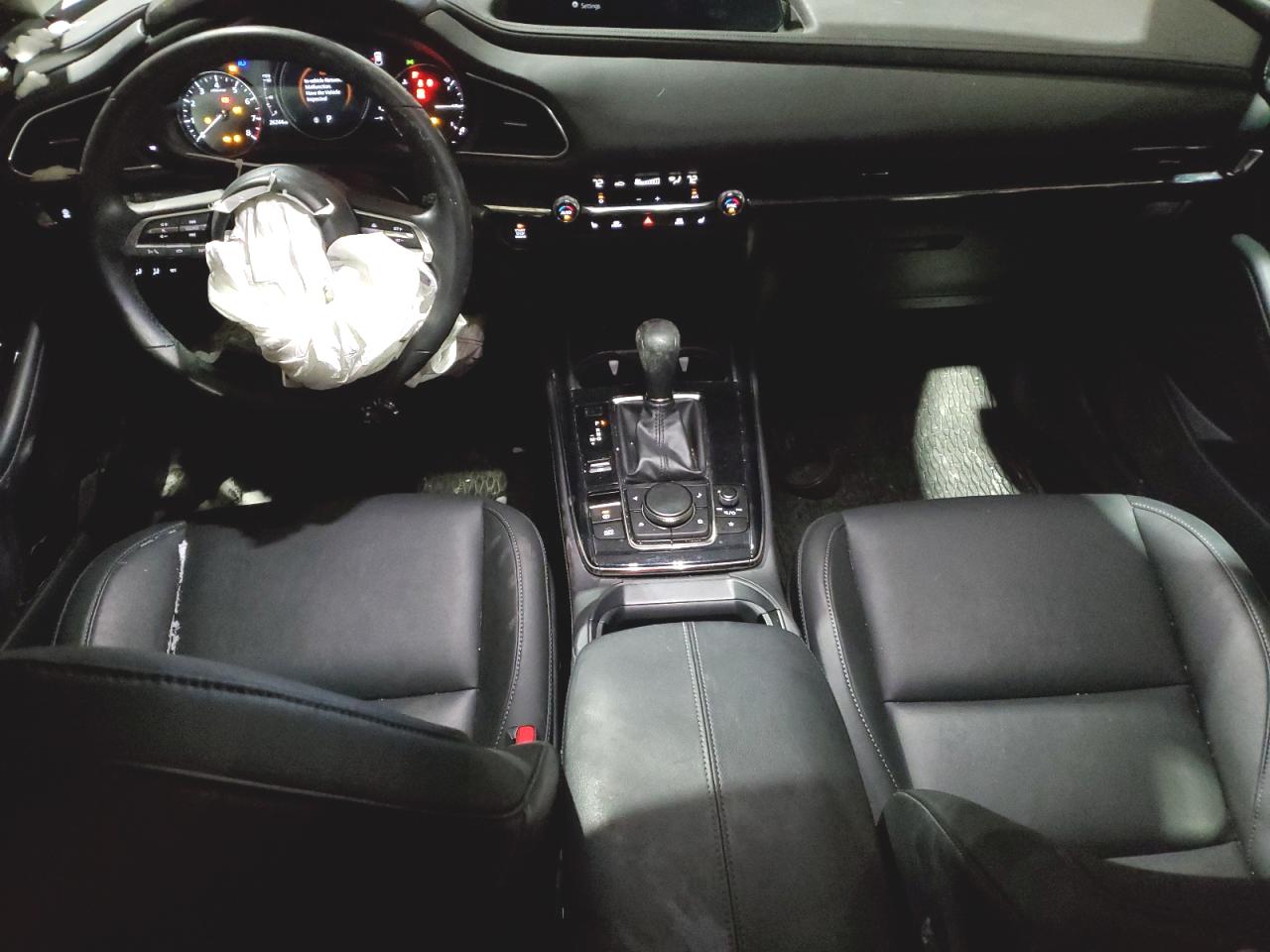 2022 Mazda CX-30 - Image 8