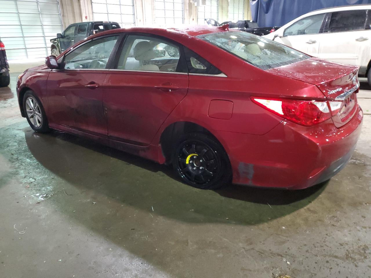 2014 Hyundai Sonata - Image 2