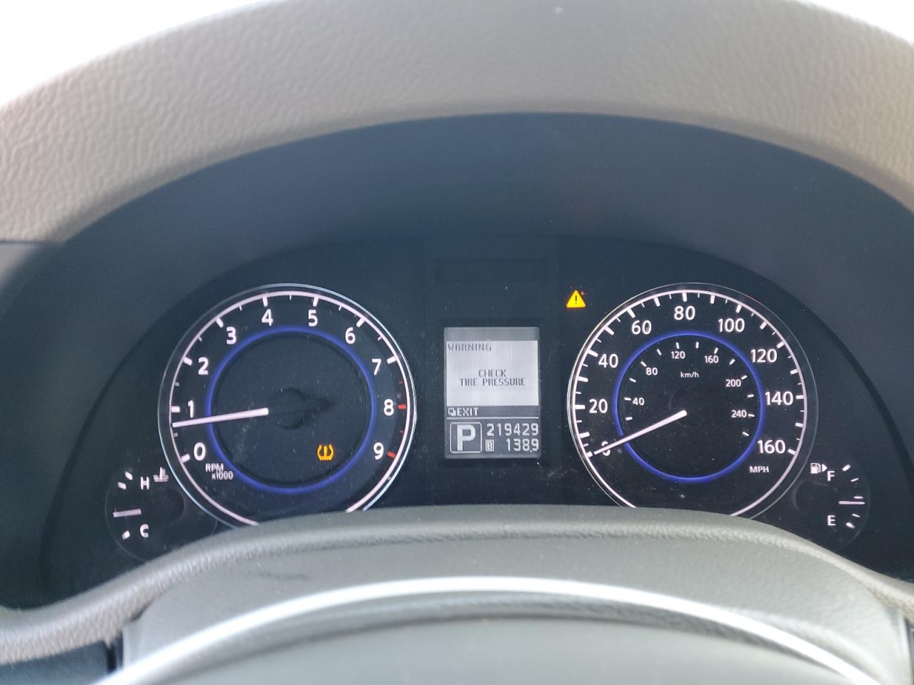 2013 Infiniti G - Image 9