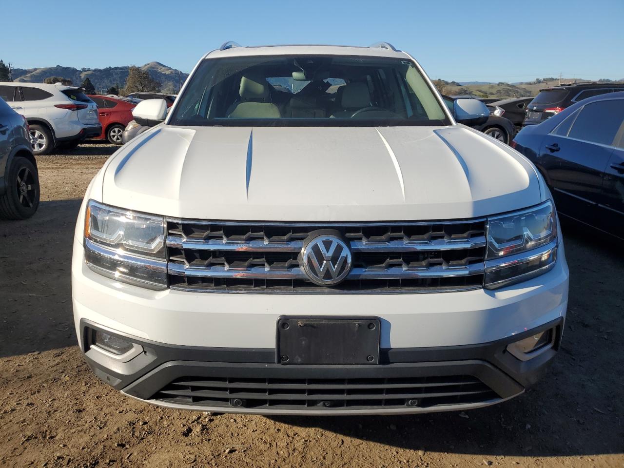 VIN 1V2NR2CA9JC511183 2018 VOLKSWAGEN ATLAS no.5