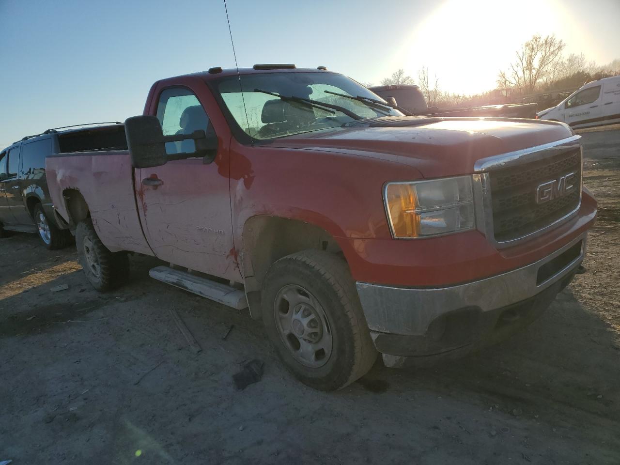 2011 GMC Sierra - Image 4