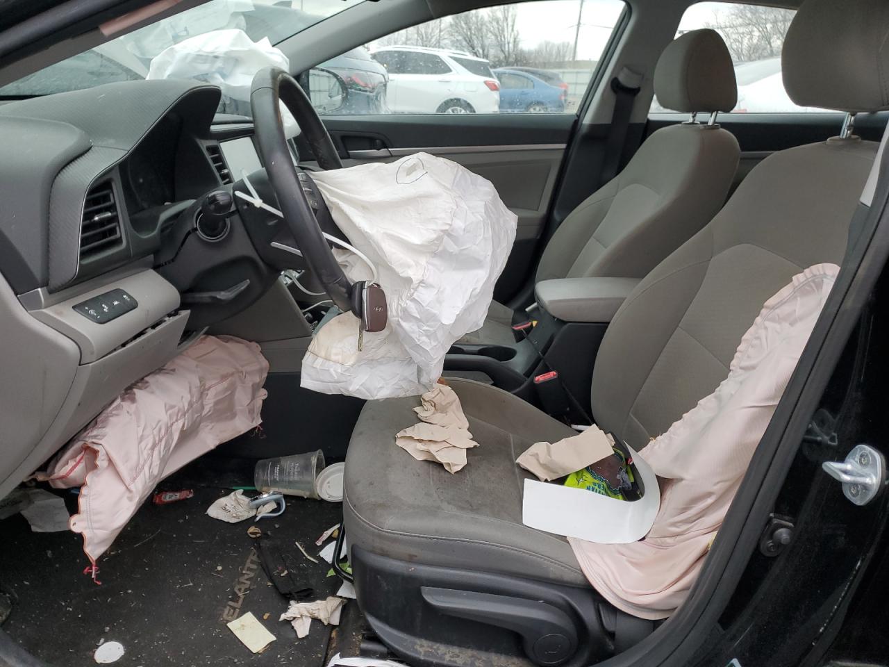 2019 Hyundai Elantra - Image 7