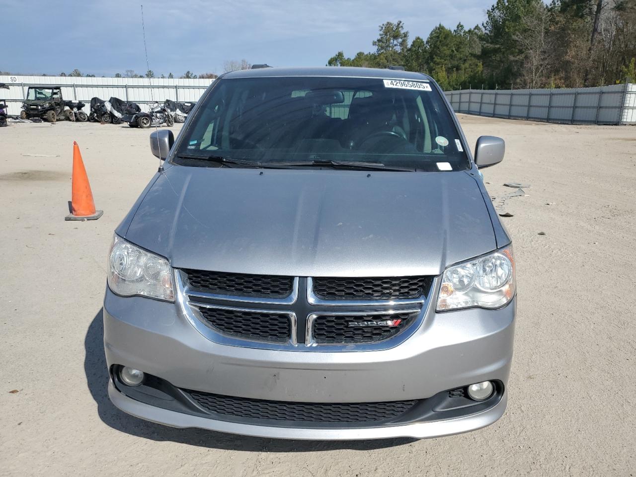2018 Dodge Caravan - Image 5