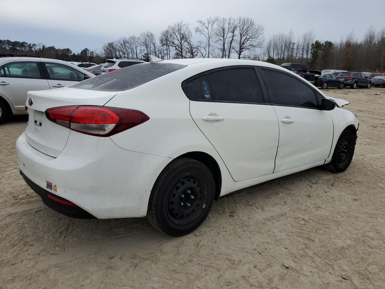 2017 Kia Forte - Image 3