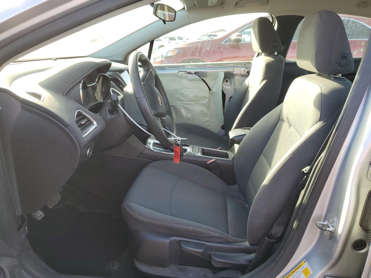 2019 Chevrolet Cruze - Image 7