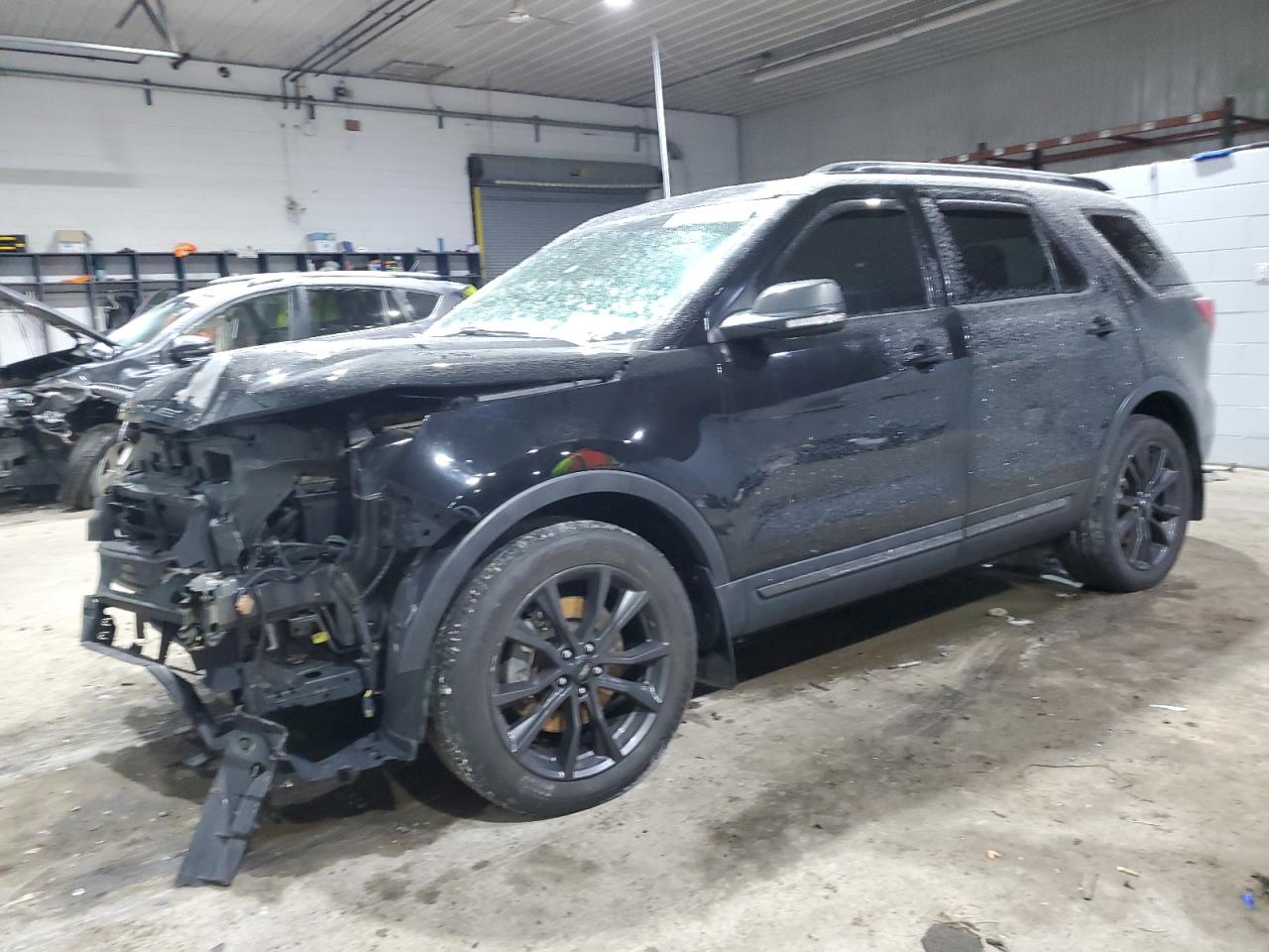2017 Ford Explorer - Image 1